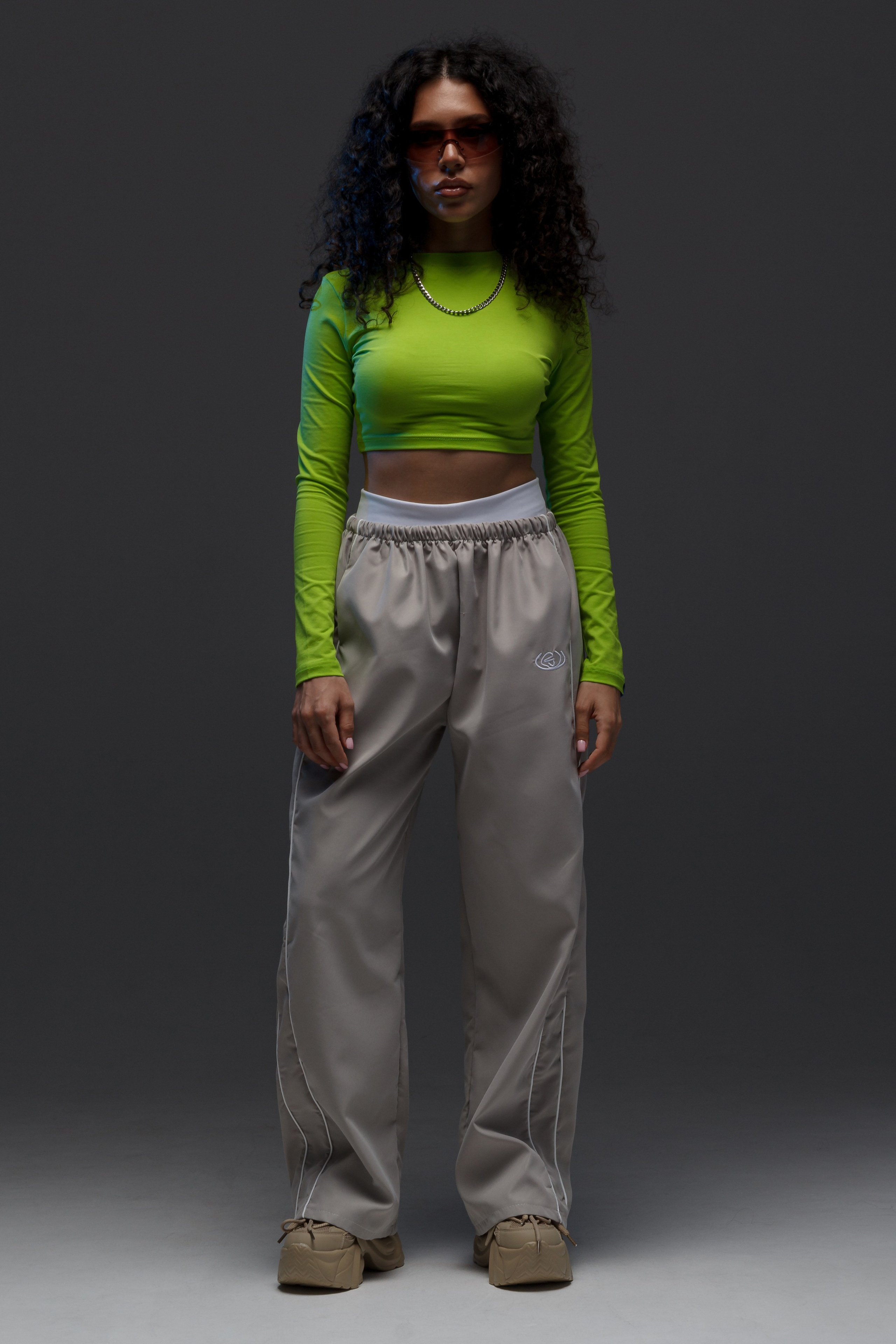 Лонгслив — Элана. Фото для маркетплейсов в самых сочных локациях города Сочи