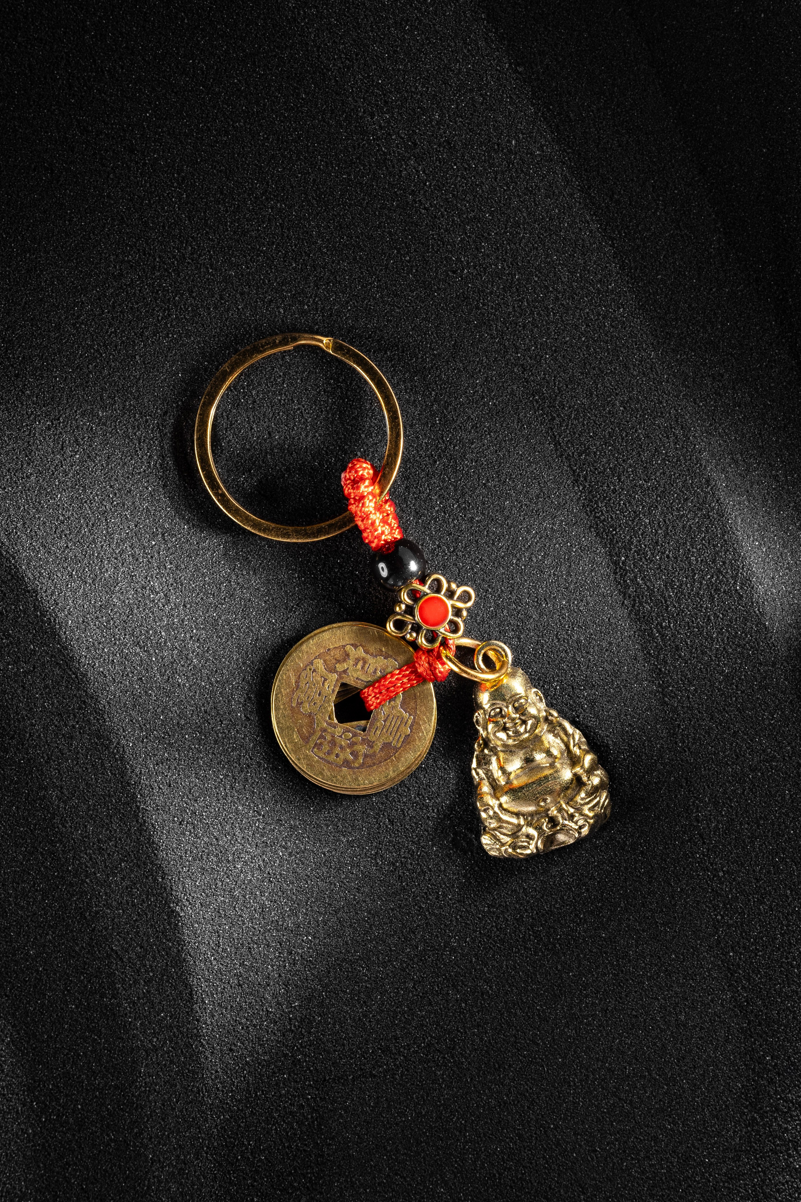 Брелки. Фото для маркетплейсов в самых сочных локациях города Сочи