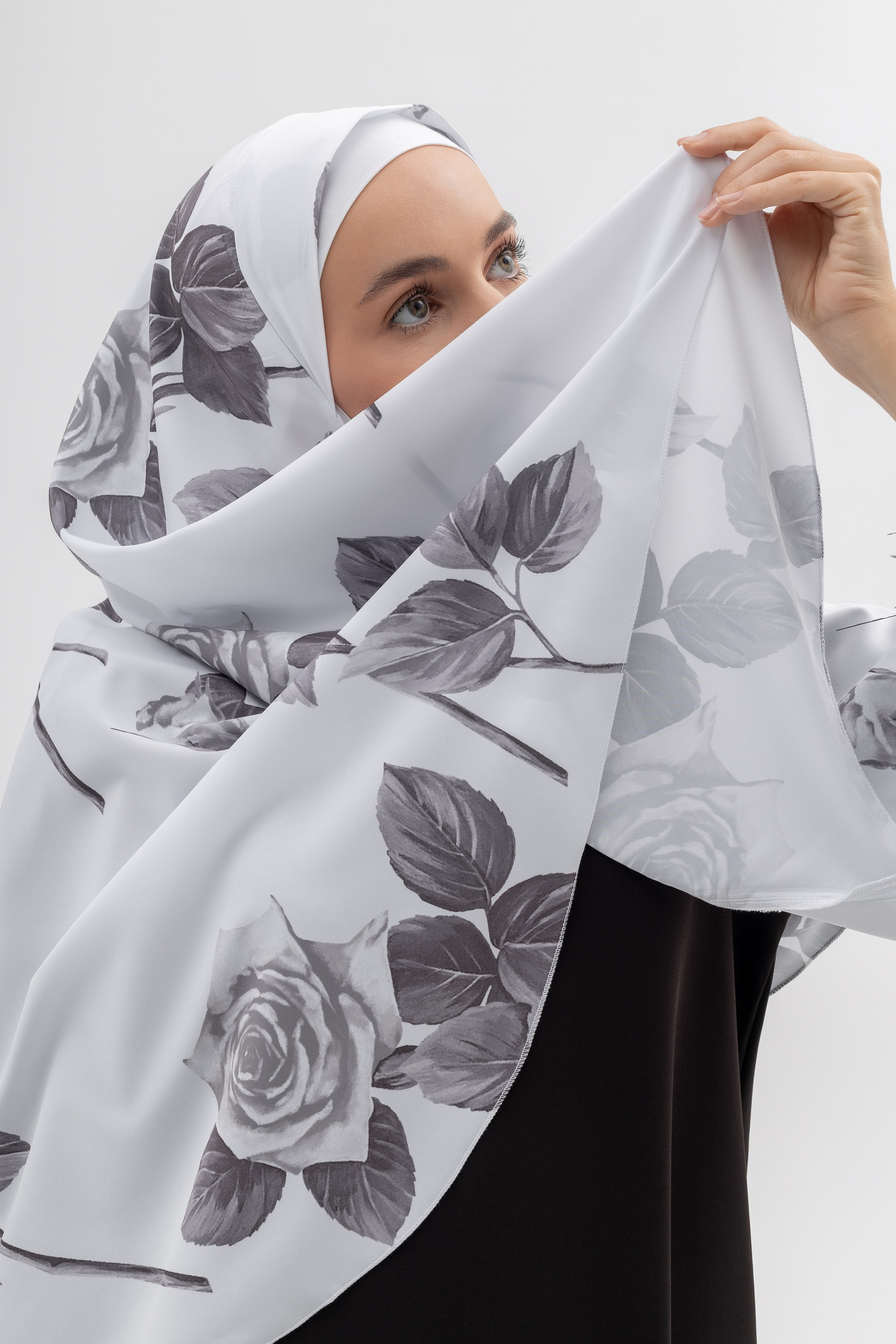 Хиджабы. Фото для маркетплейсов в самых сочных локациях города Сочи