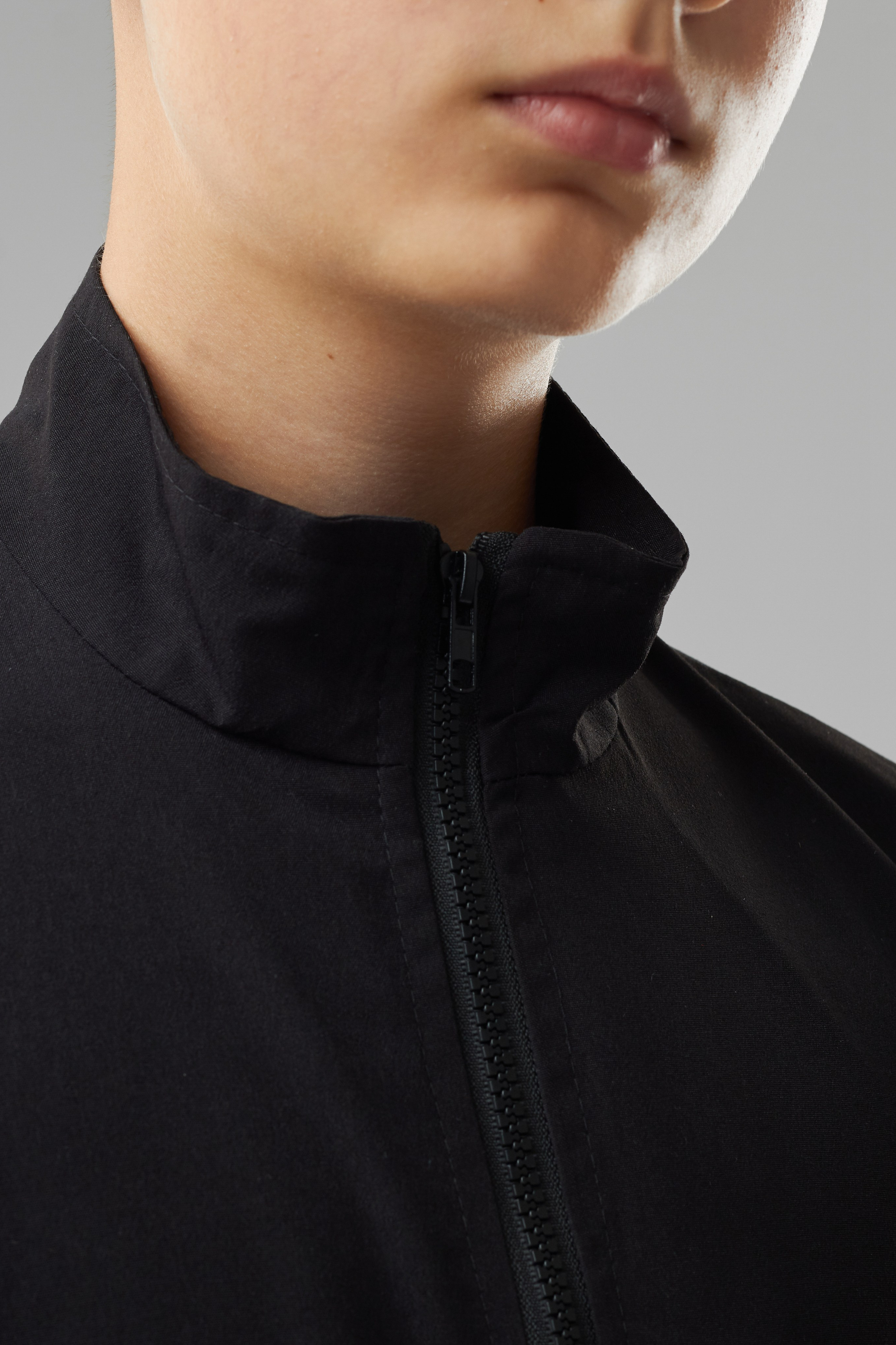 Бомберы — Лев. Фото для маркетплейсов в самых сочных локациях города Сочи