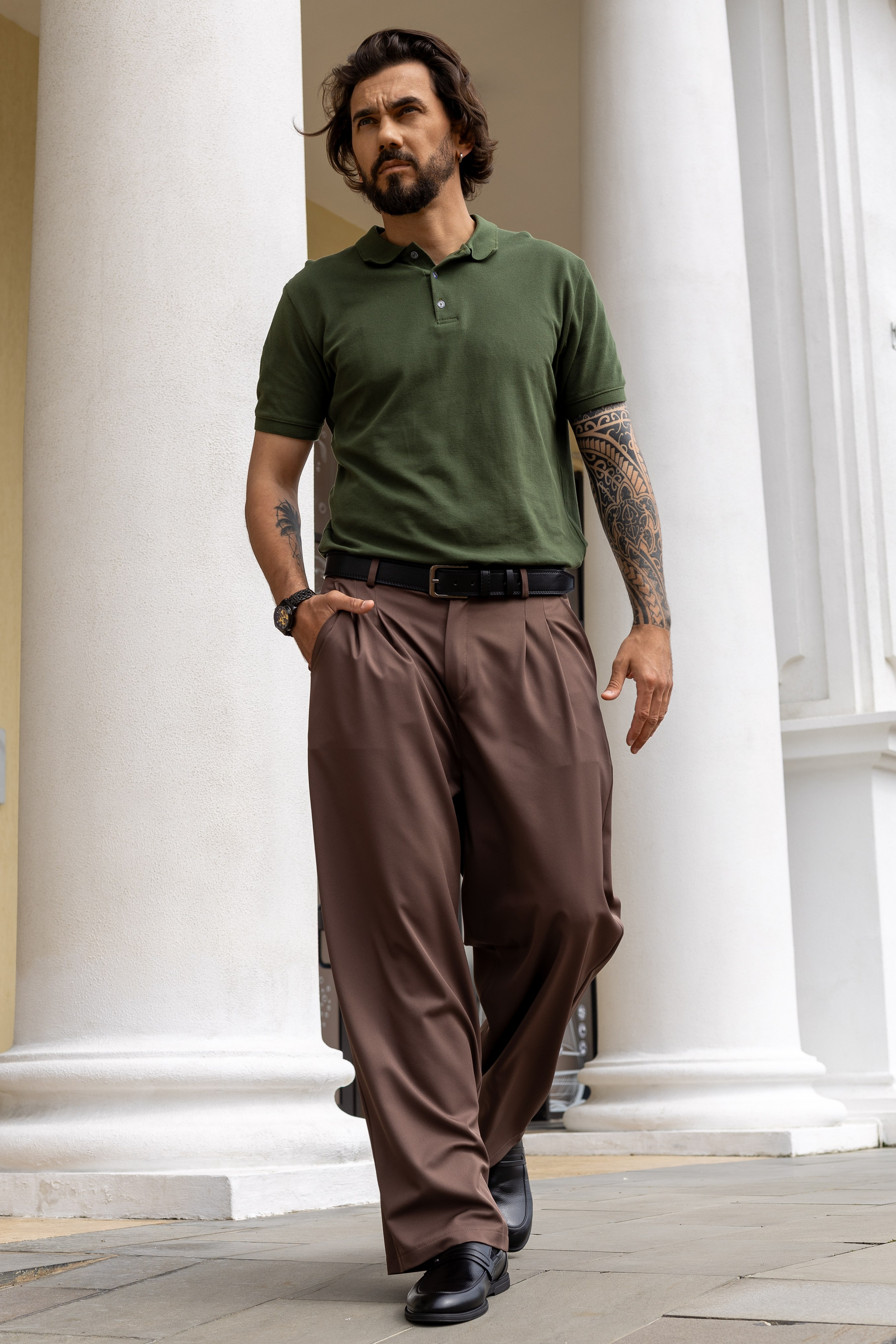 Брюки. Фото для маркетплейсов в самых сочных локациях города Сочи