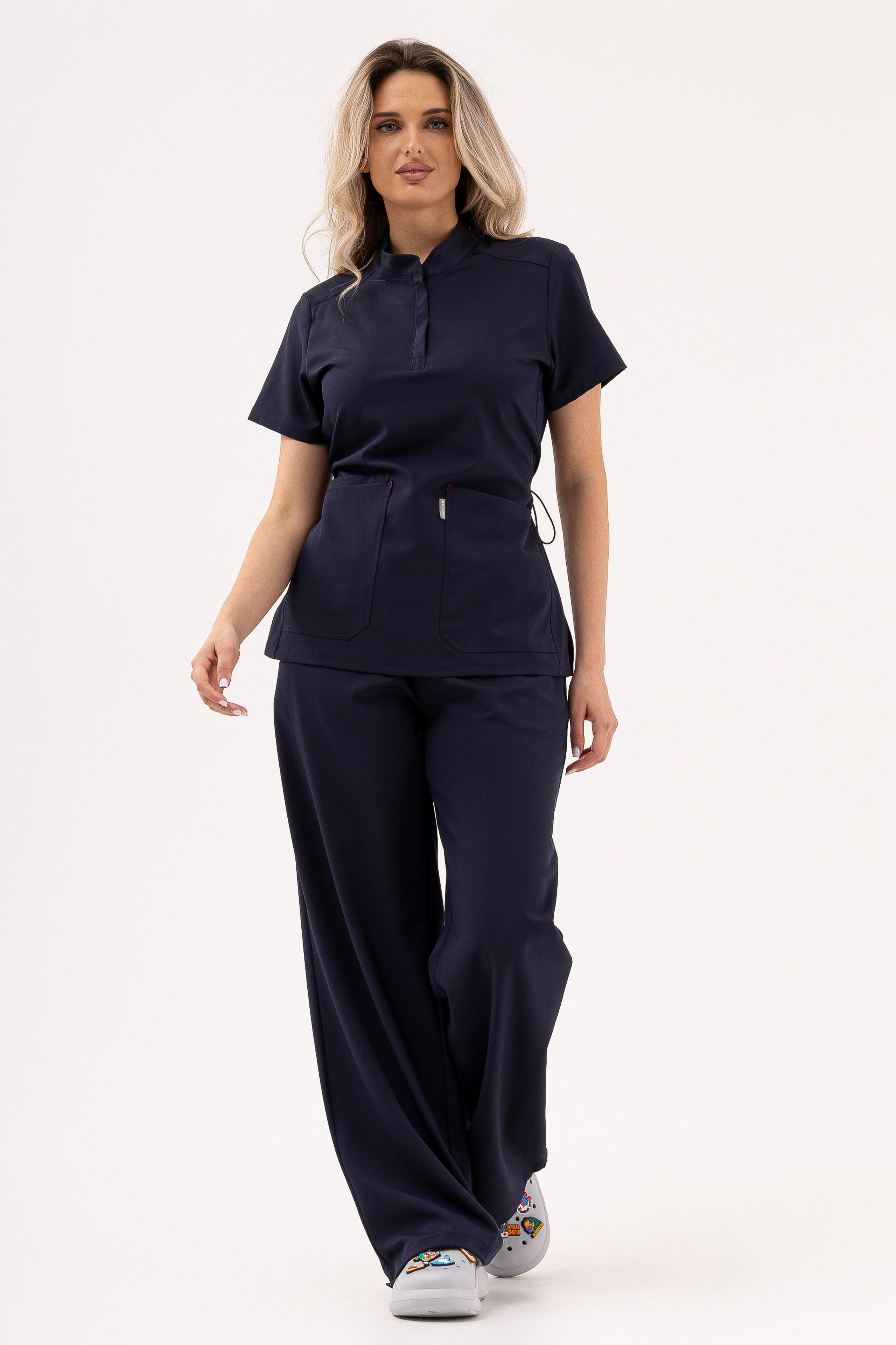 Мед костюмы. Фото для маркетплейсов в самых сочных локациях города Сочи