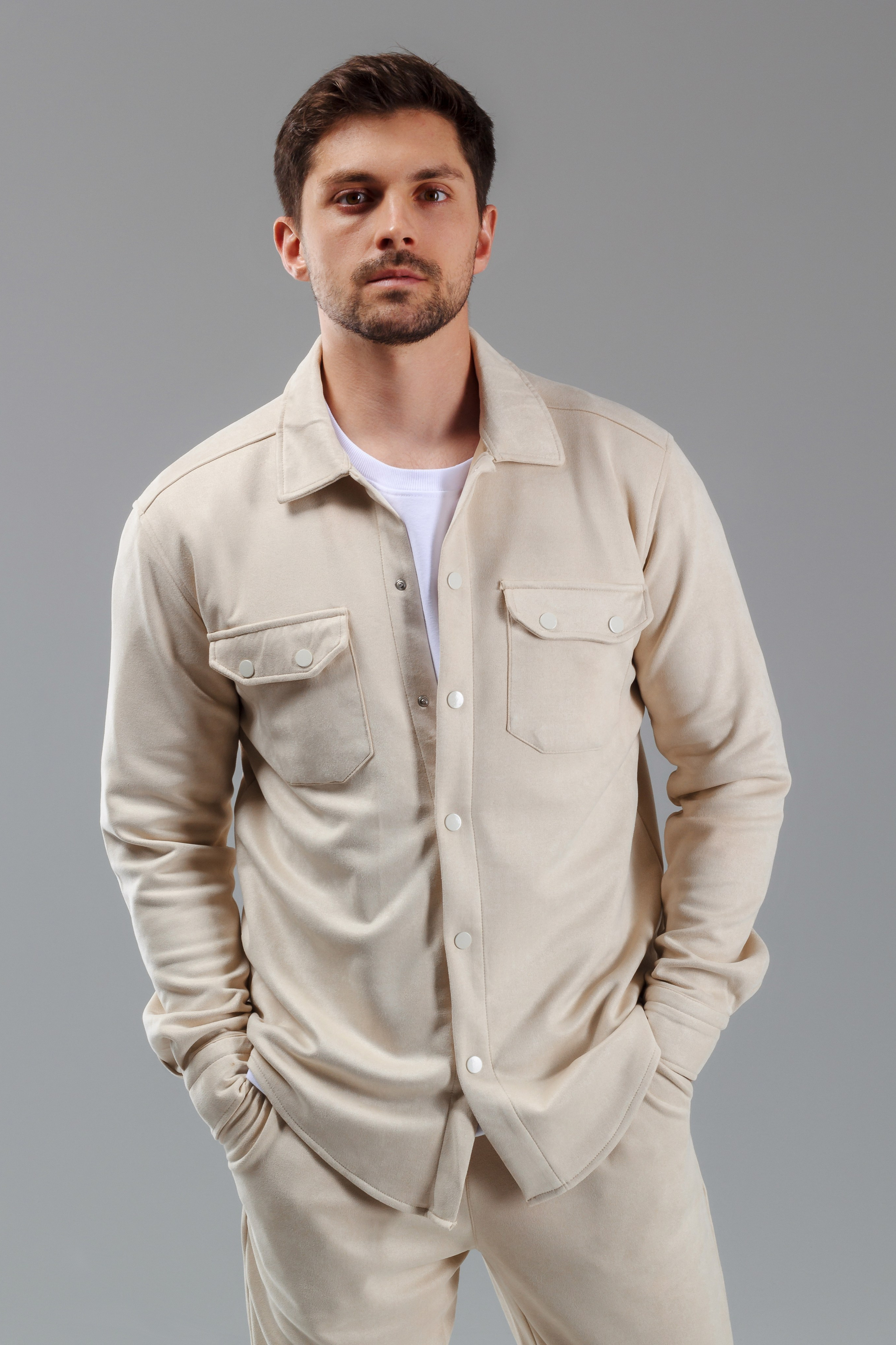 Костюмы — Денис. Фото для маркетплейсов в самых сочных локациях города Сочи