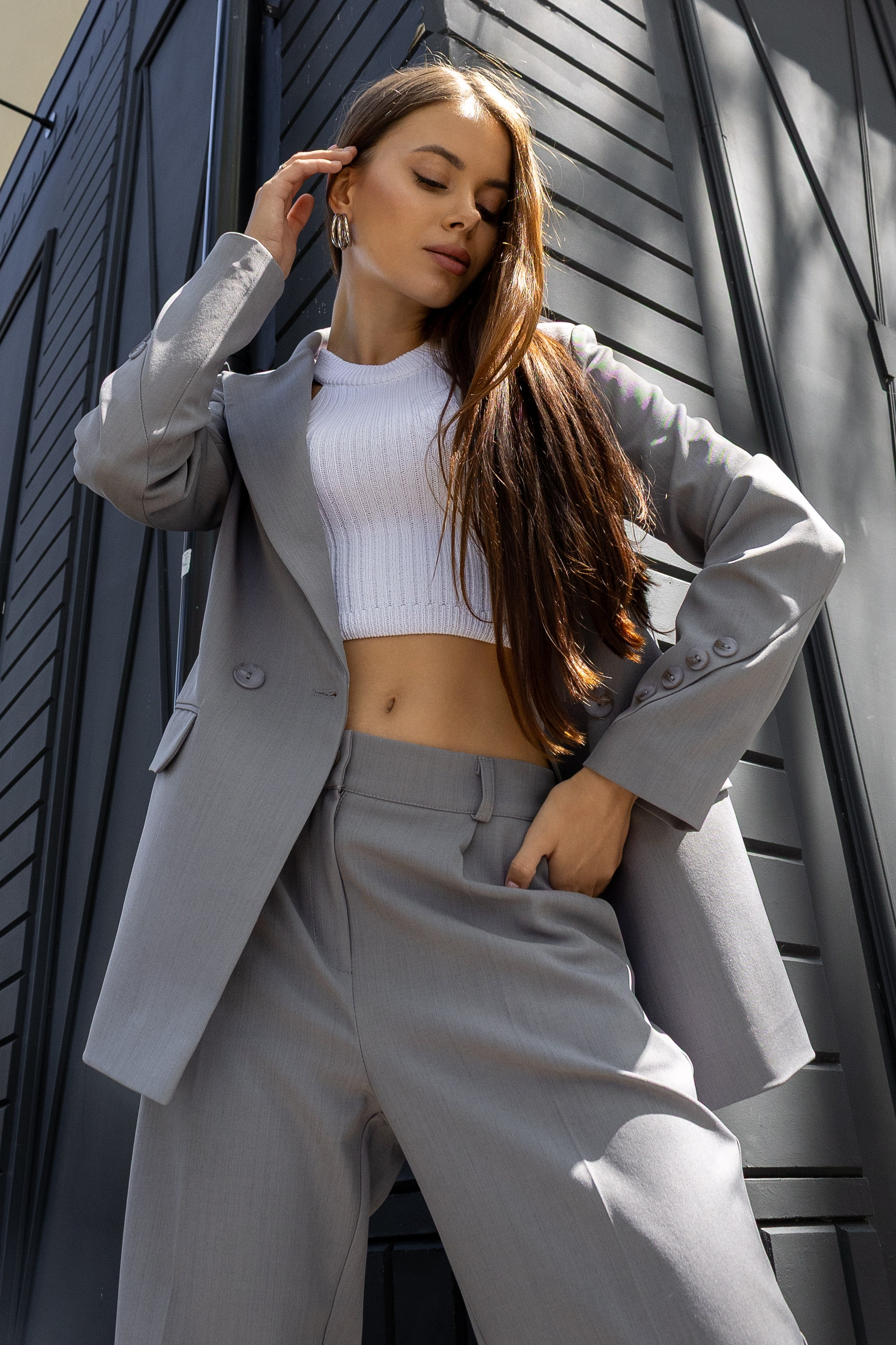 Костюмы. Фото для маркетплейсов в самых сочных локациях города Сочи