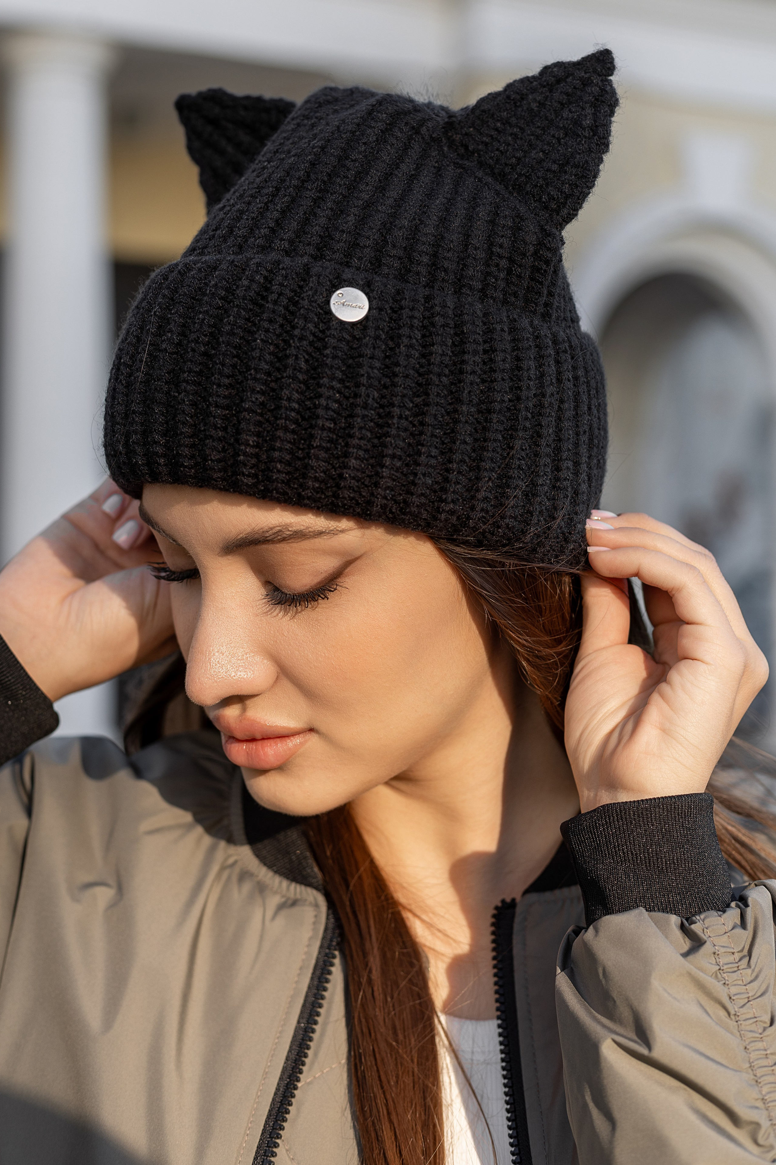 Шапки. Фото для маркетплейсов в самых сочных локациях города Сочи