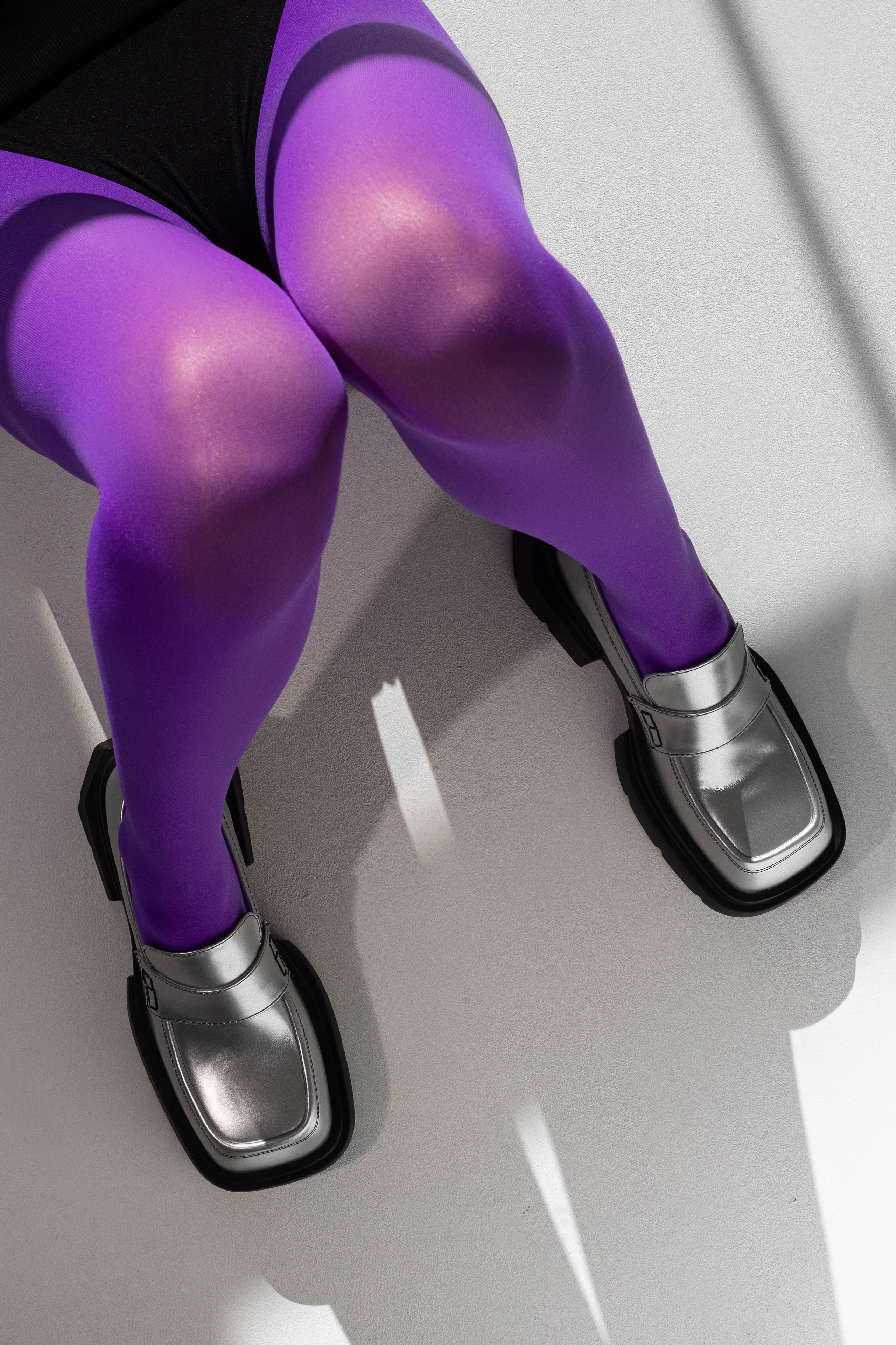 Лоферы. Фото для маркетплейсов в самых сочных локациях города Сочи