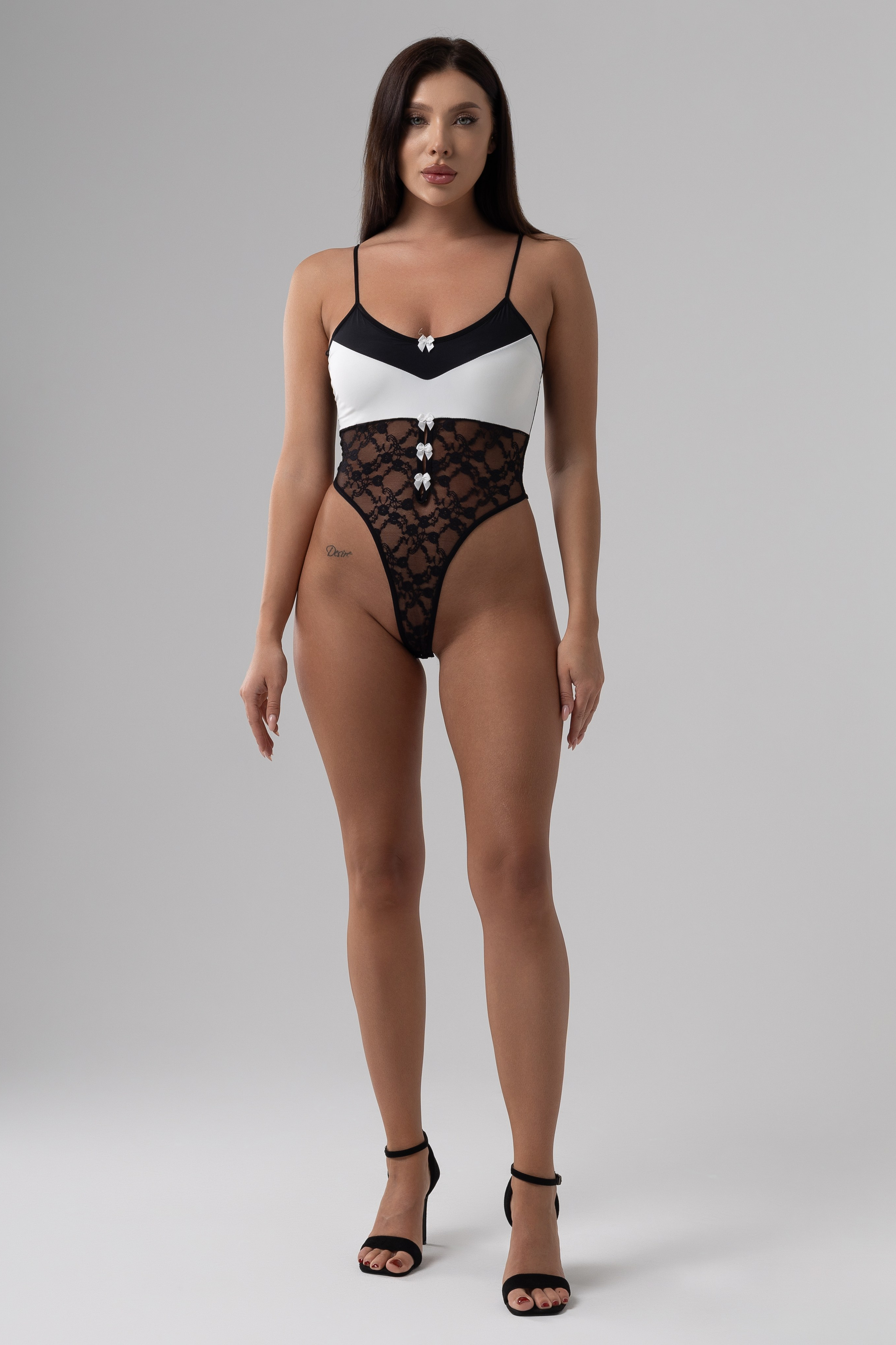 Даша. Фото для маркетплейсов в самых сочных локациях города Сочи