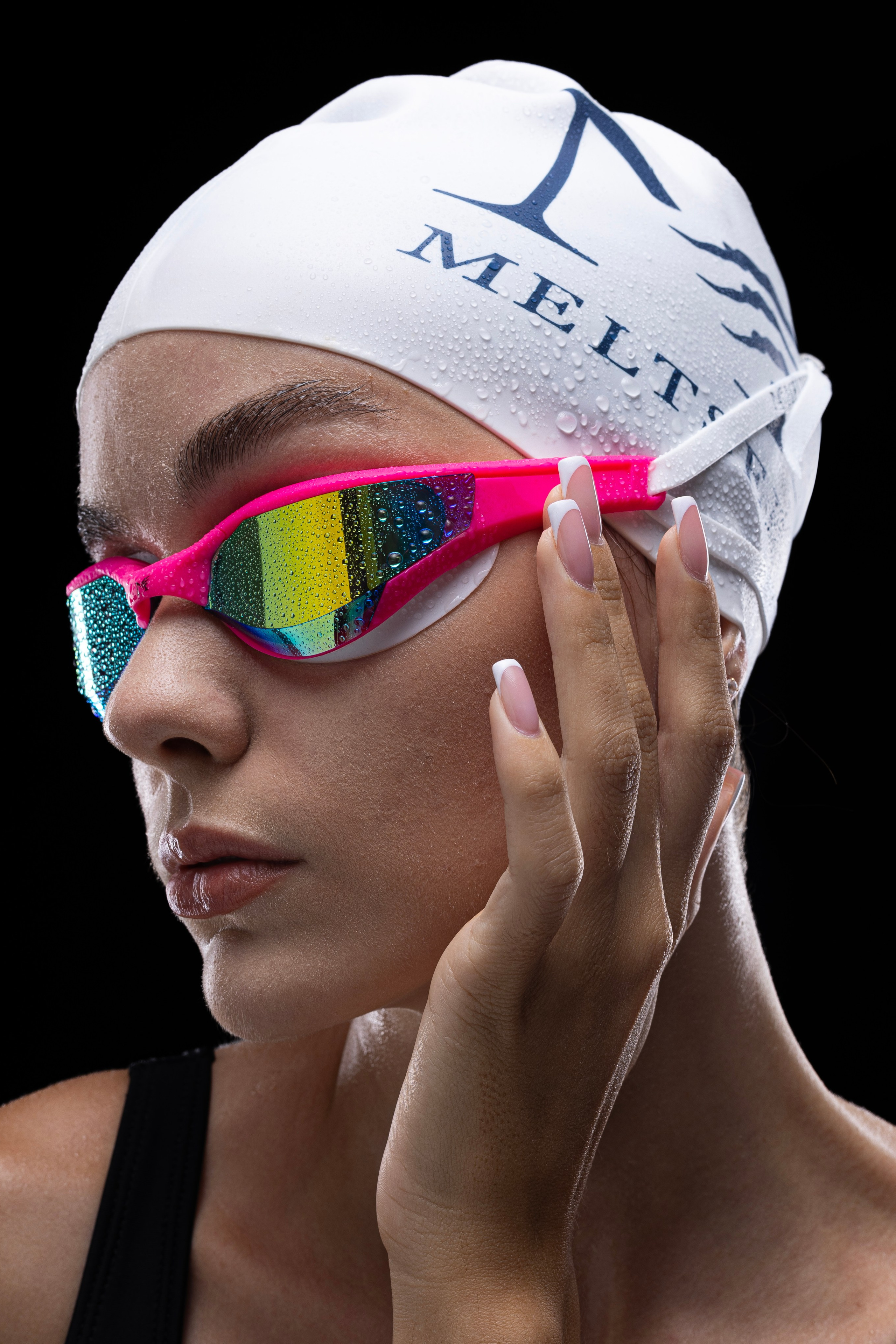 Очки для плавания