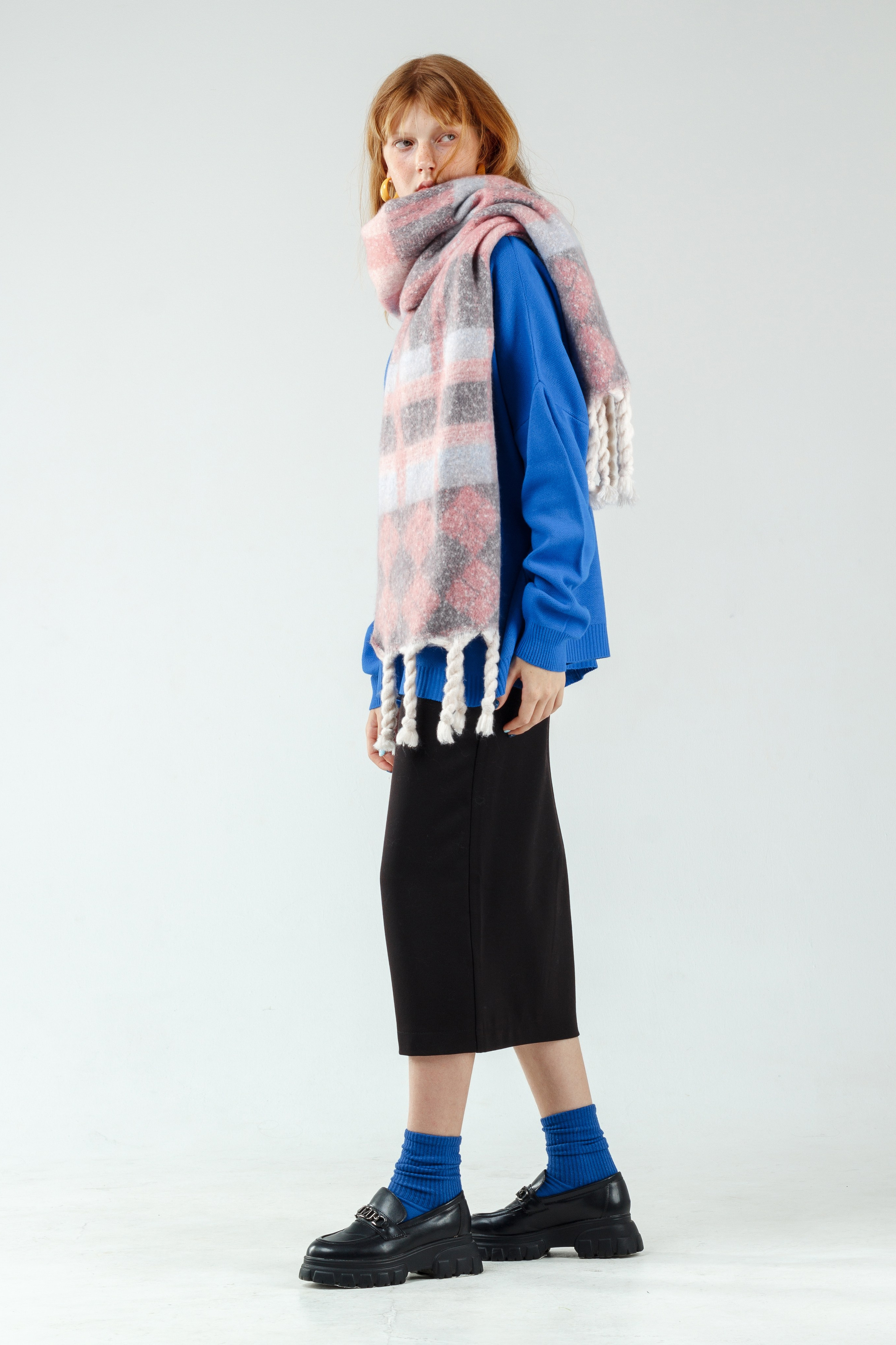 Шарфы — Милана. Фото для маркетплейсов в самых сочных локациях города Сочи