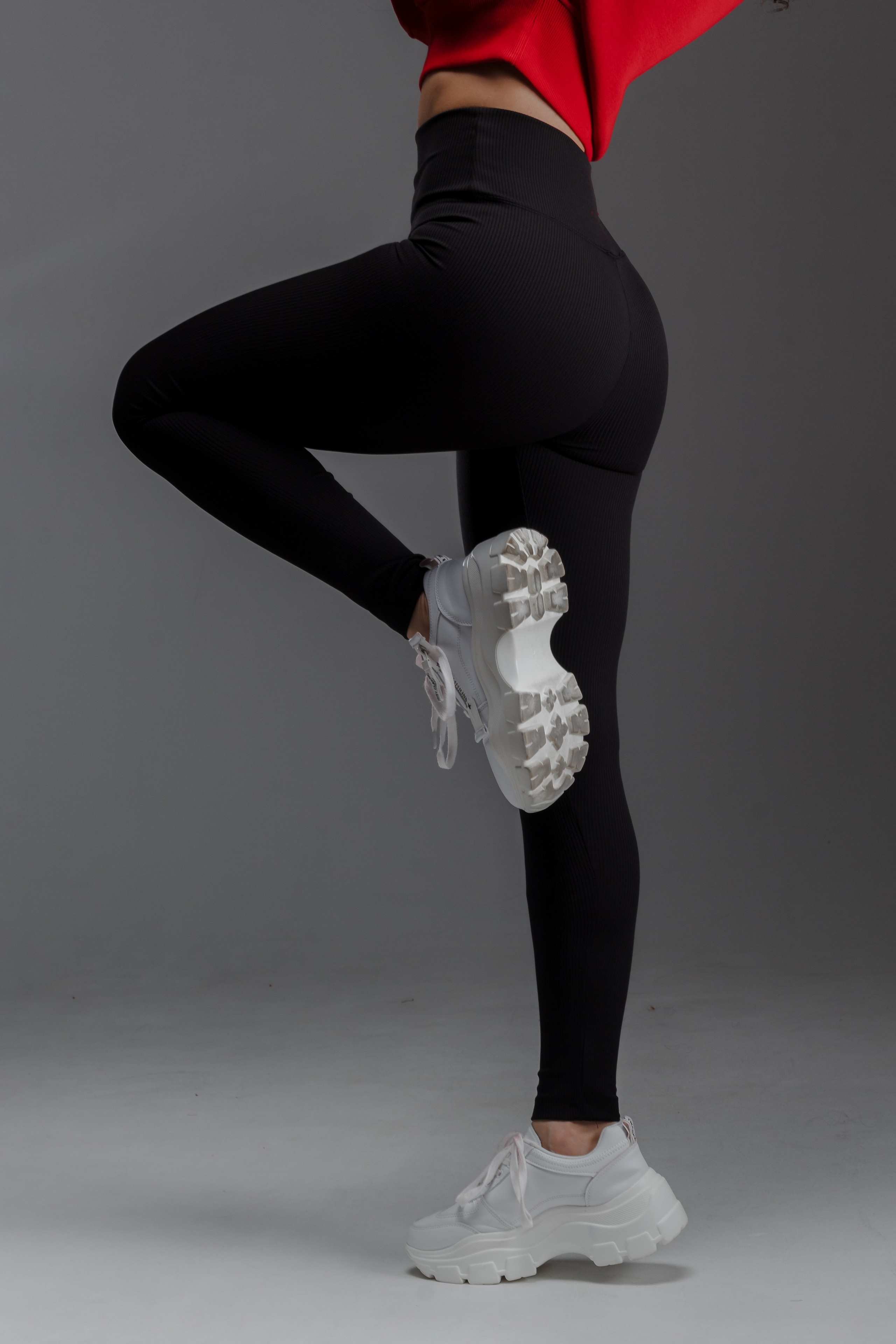 Лосины — Элана. Фото для маркетплейсов в самых сочных локациях города Сочи