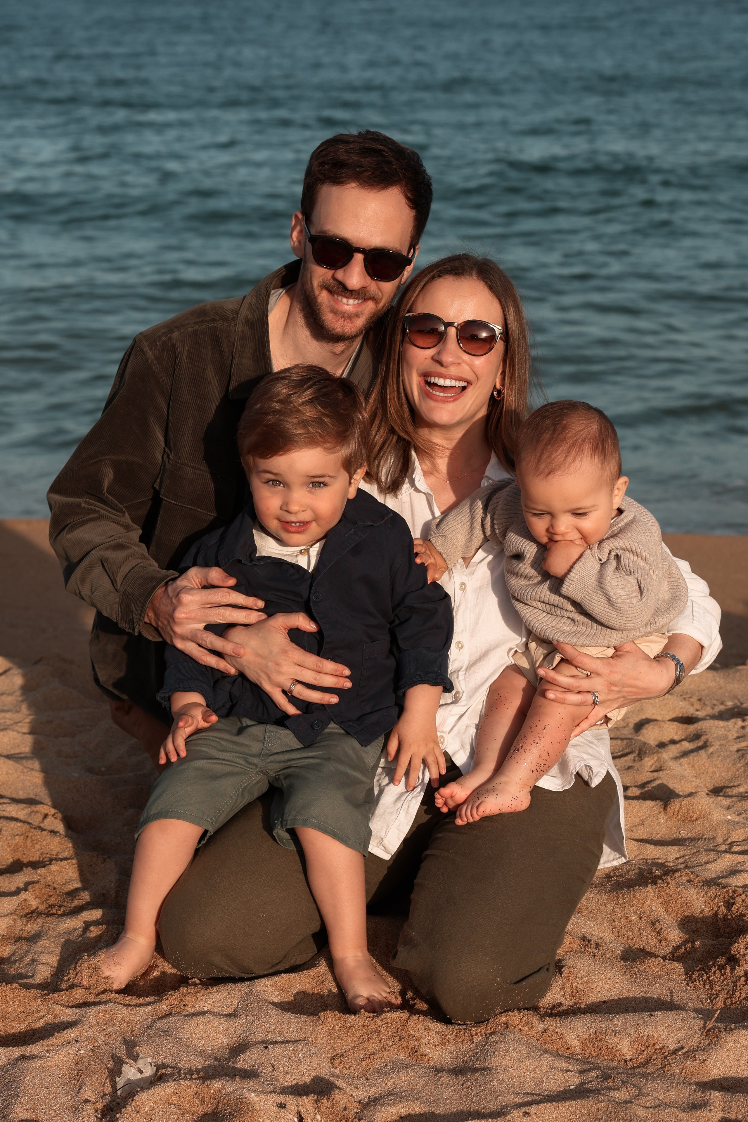Family pizza at the sea