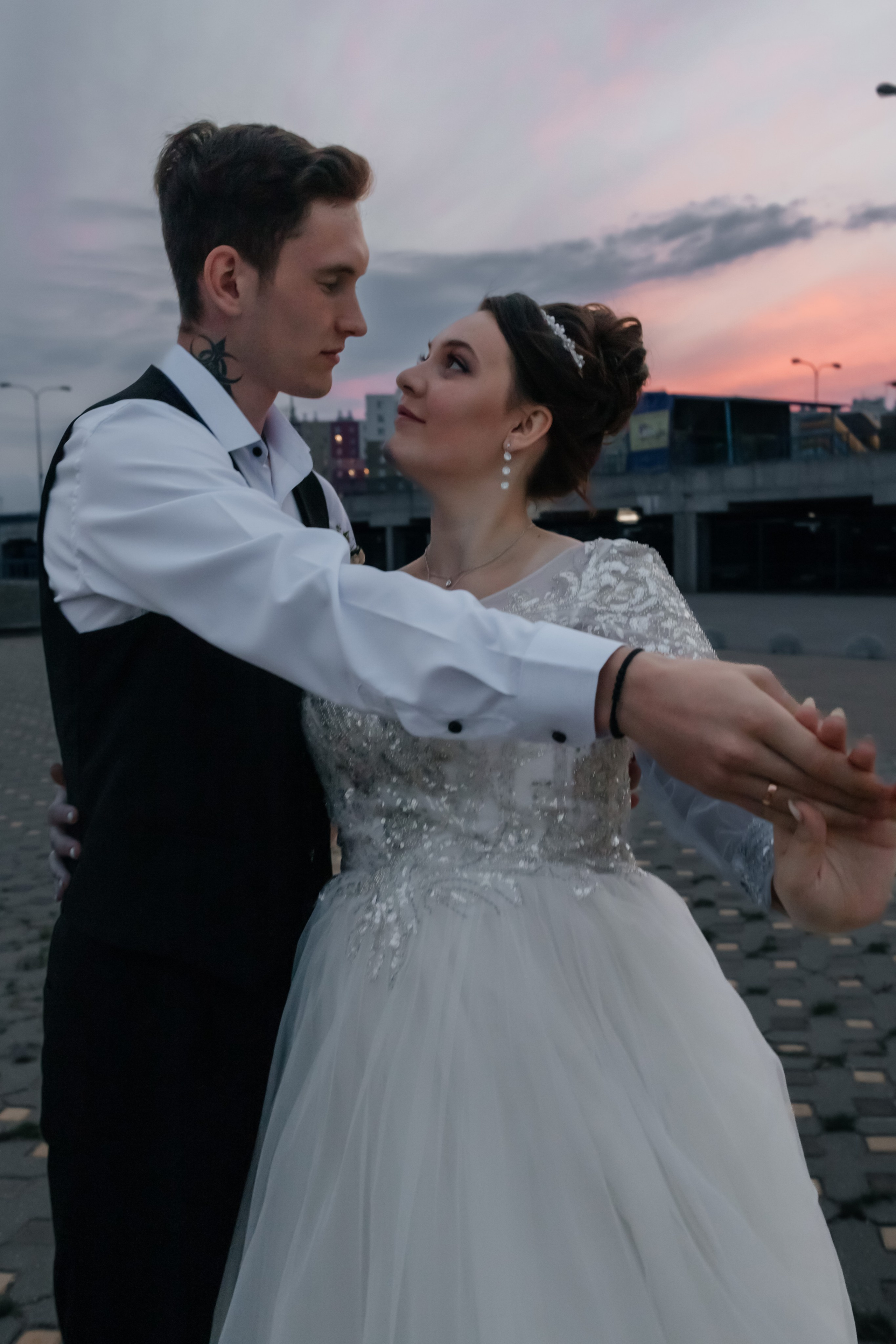 Свадебная прогулка Насти и Сергея в сентябре