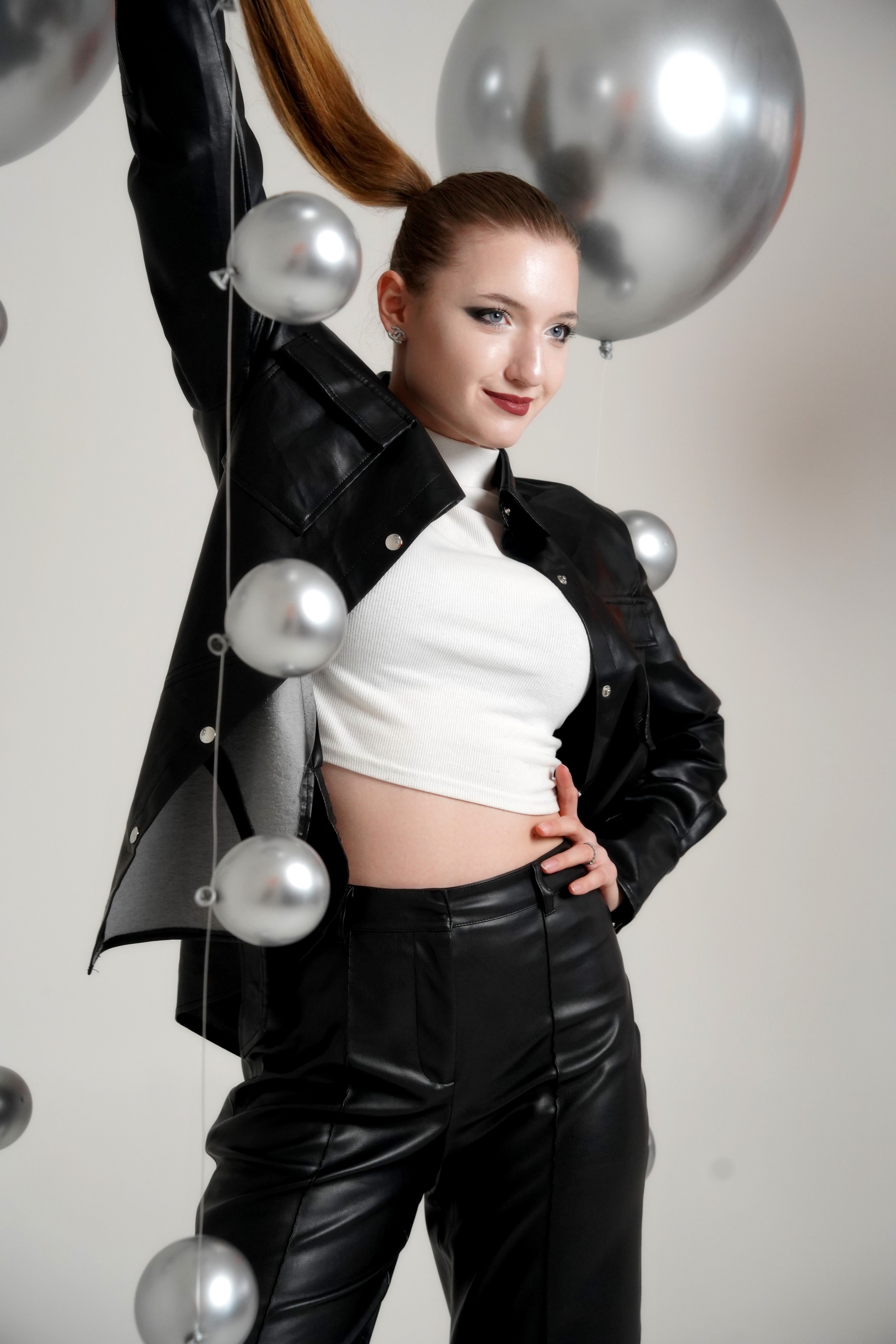 Анонсы фотосъёмок. Студийный и портретный фотограф в САНКТ-ПЕТЕРБУРГЕИрина Махаон