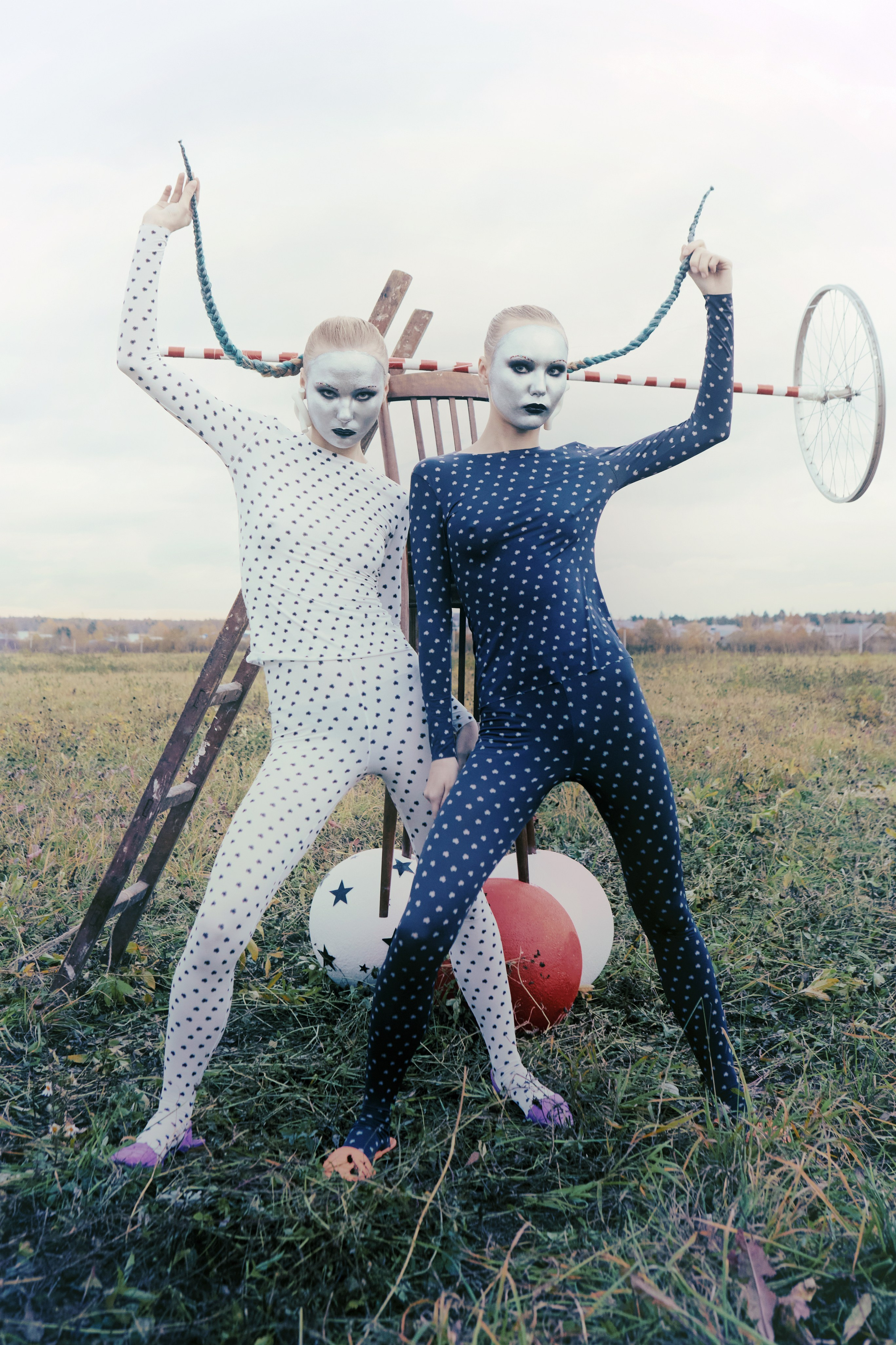 Badlon magazine: Sad circus