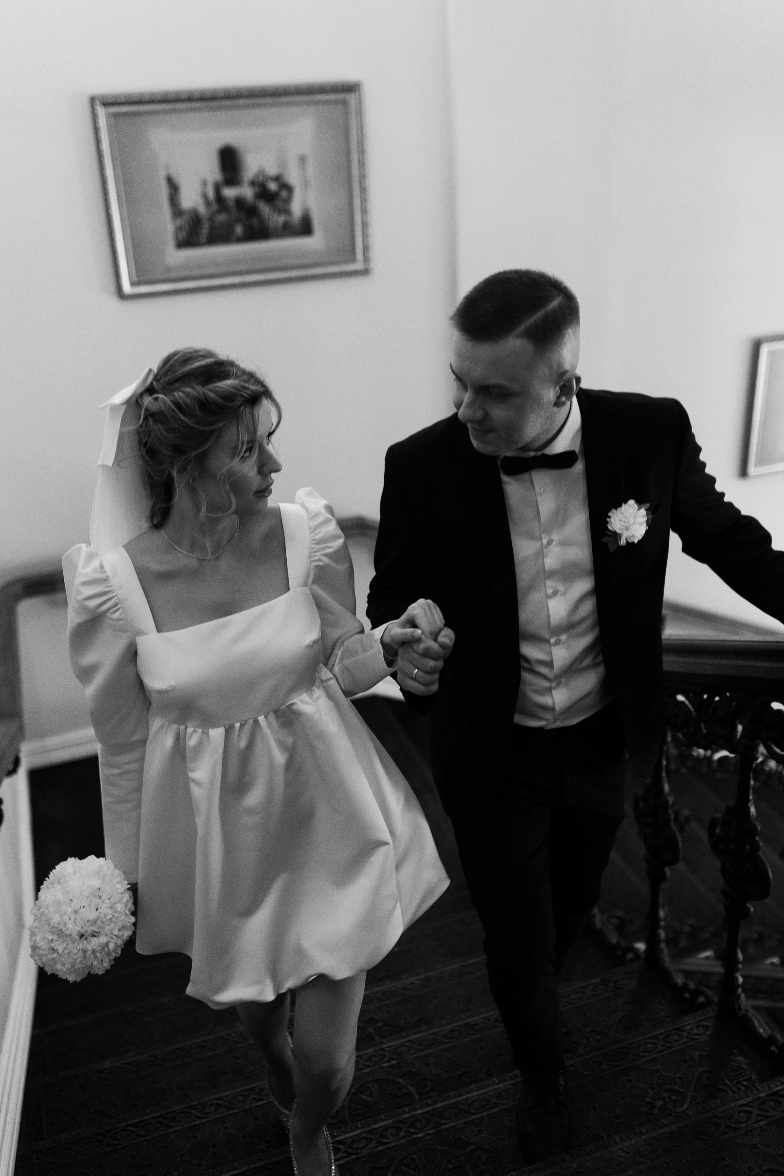 Прогулка Оли и Миши после ЗАГСа. Свадебный фотограф в Туле и Москве Елена Рубцова