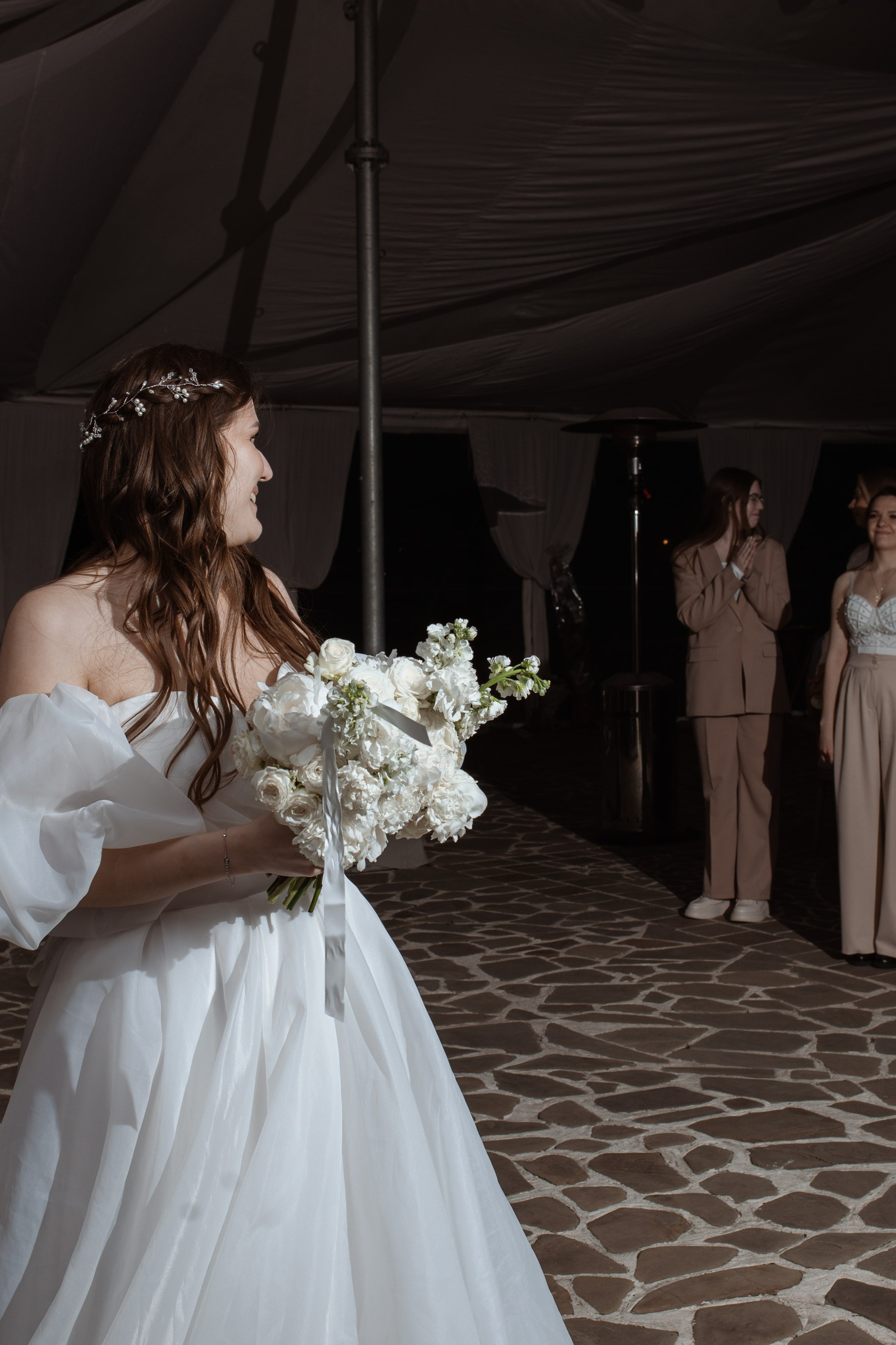 Уютная свадьба за городом в кругу самых близких. Свадебный фотограф в Туле и Москве Елена Рубцова