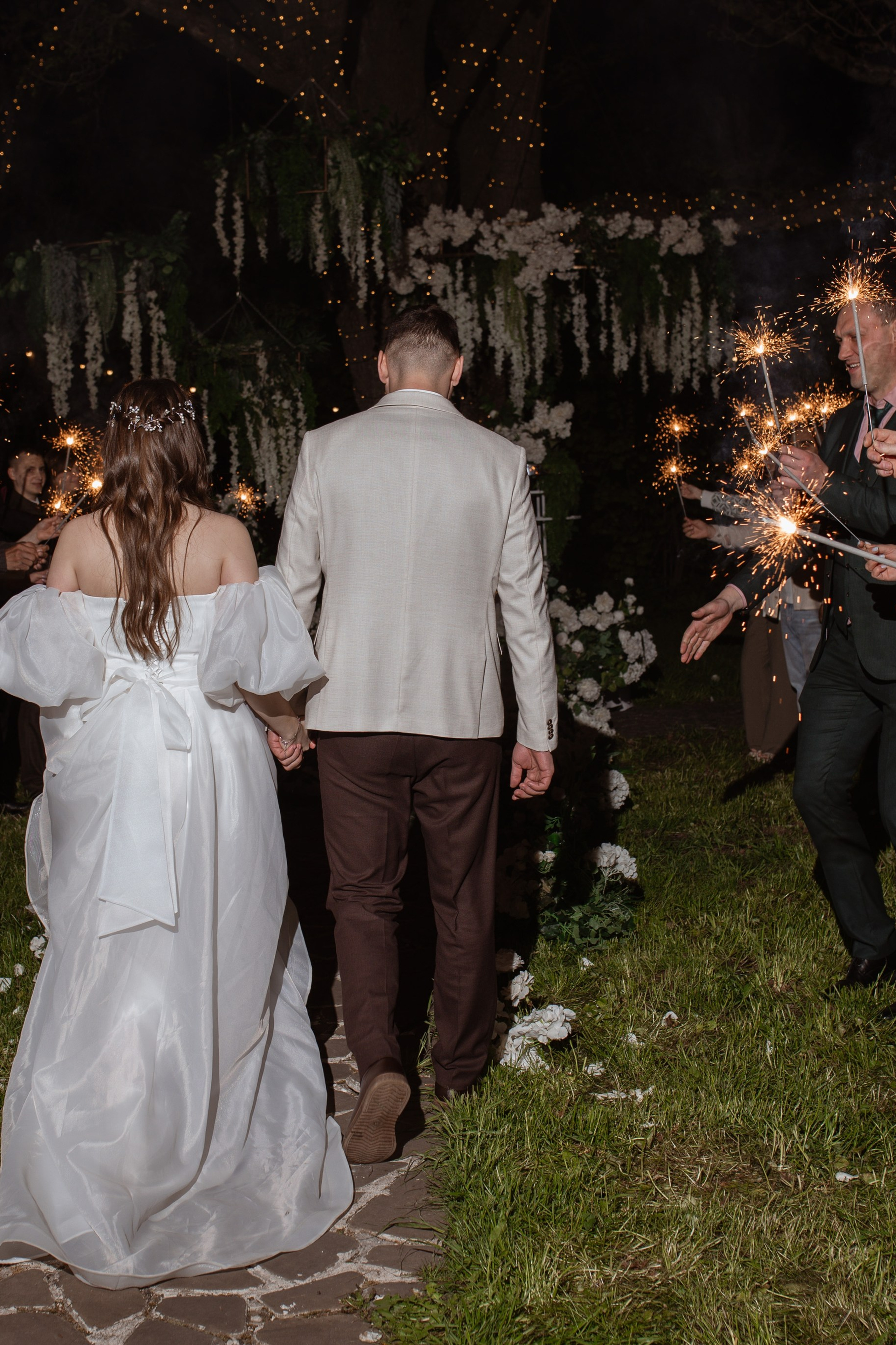 Уютная свадьба за городом в кругу самых близких. Свадебный фотограф в Туле и Москве Елена Рубцова
