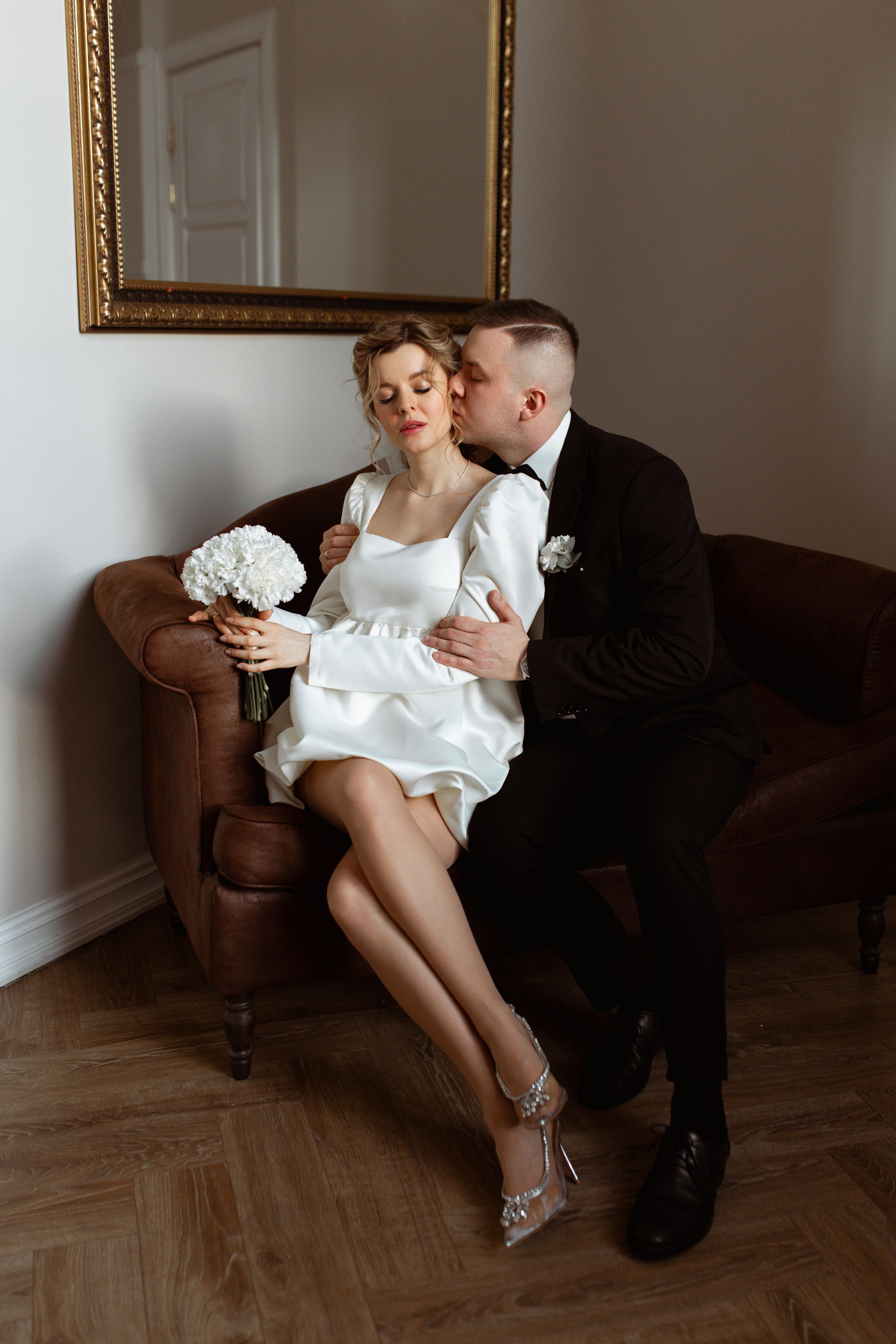 Прогулка Оли и Миши после ЗАГСа. Свадебный фотограф в Туле и Москве Елена Рубцова