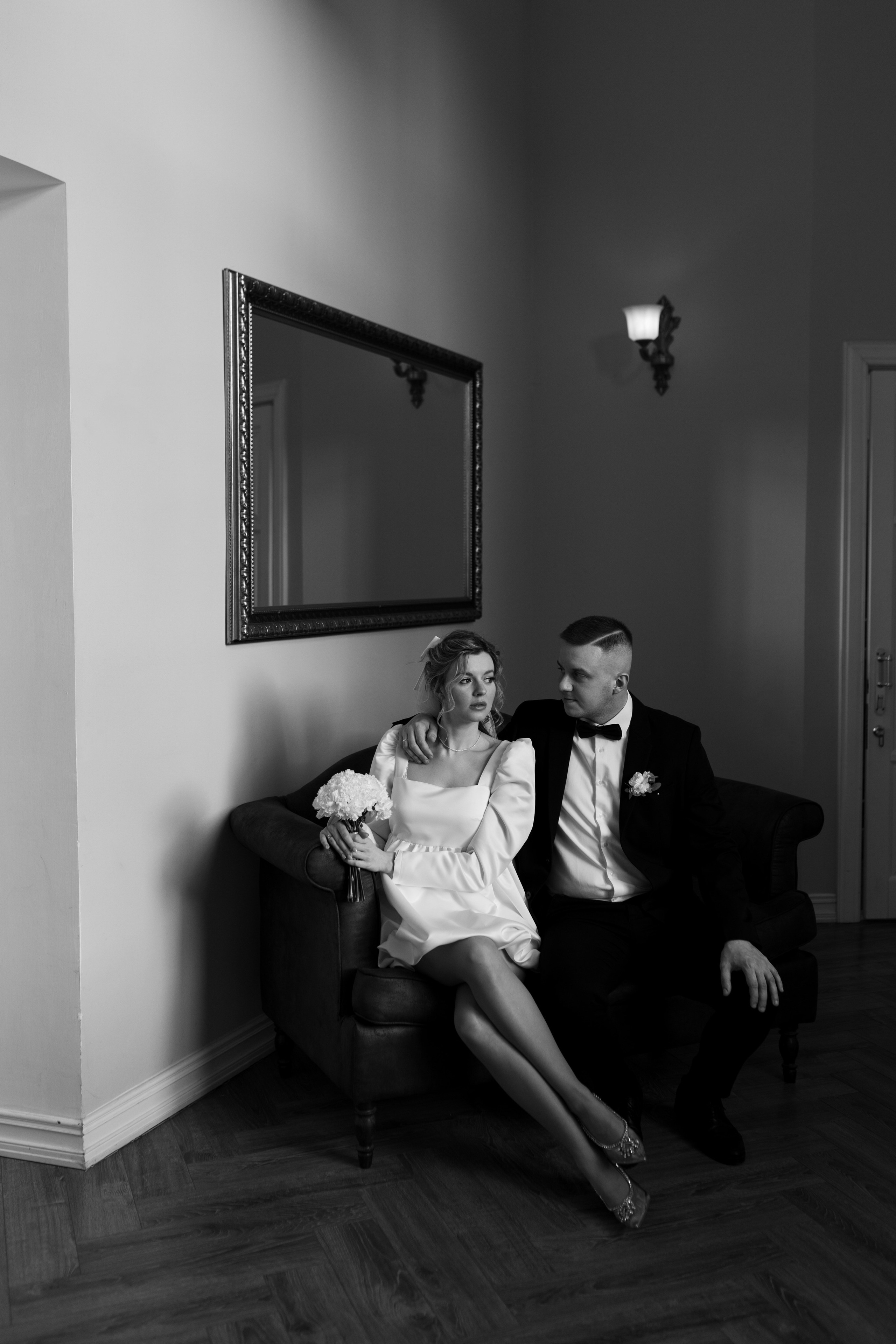 Прогулка Оли и Миши после ЗАГСа. Свадебный фотограф в Туле и Москве Елена Рубцова