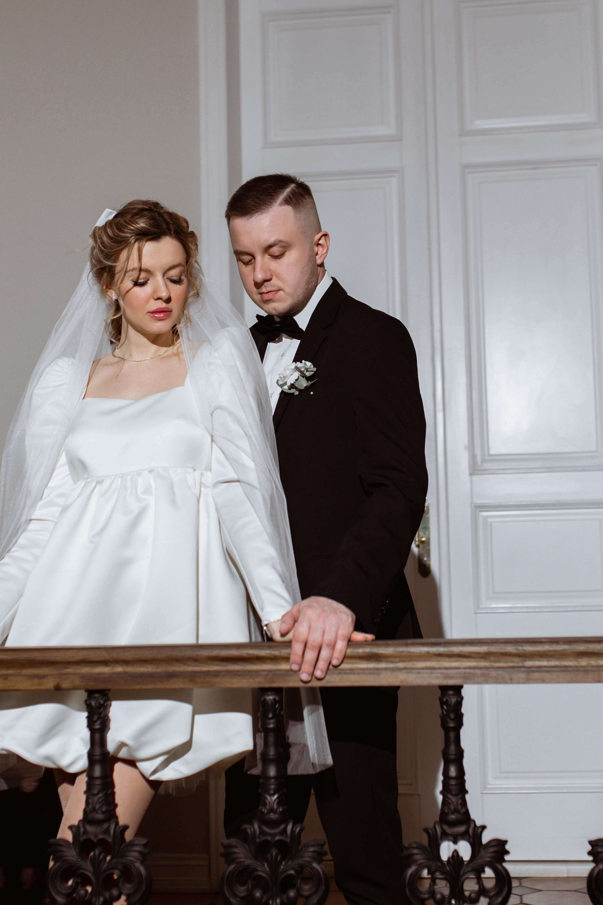 Прогулка Оли и Миши после ЗАГСа. Свадебный фотограф в Туле и Москве Елена Рубцова