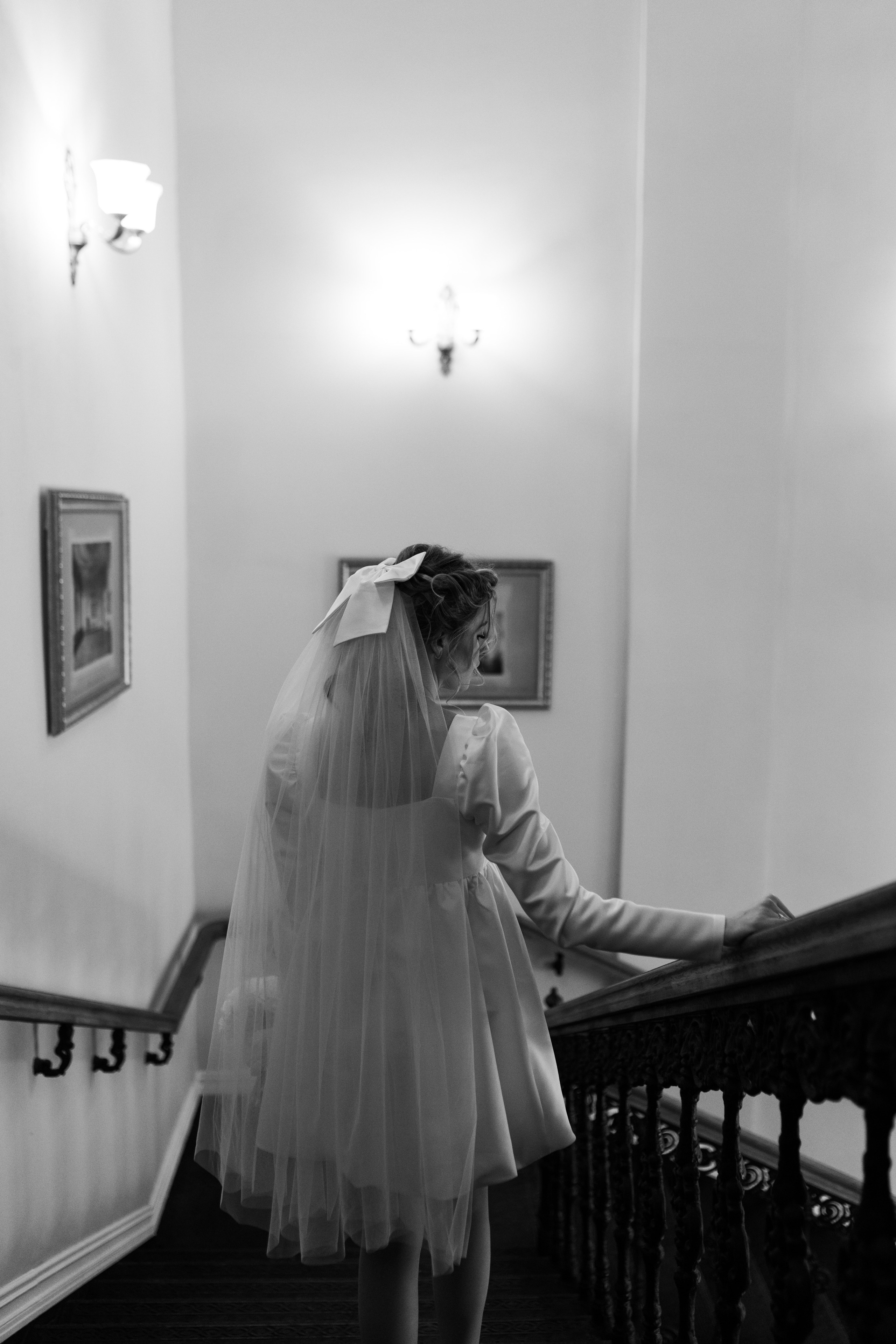 Прогулка Оли и Миши после ЗАГСа. Свадебный фотограф в Туле и Москве Елена Рубцова