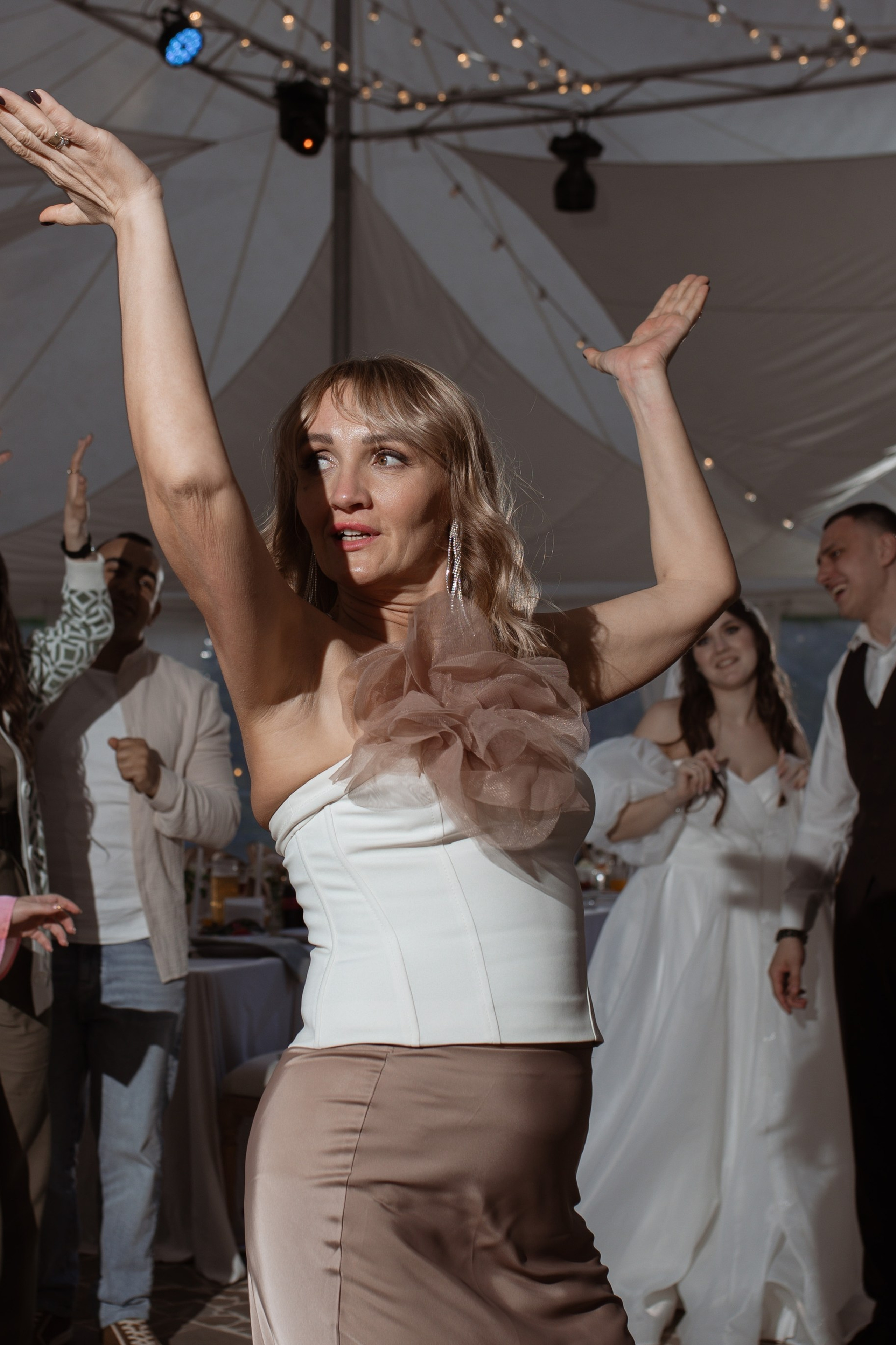 Уютная свадьба за городом в кругу самых близких. Свадебный фотограф в Туле и Москве Елена Рубцова