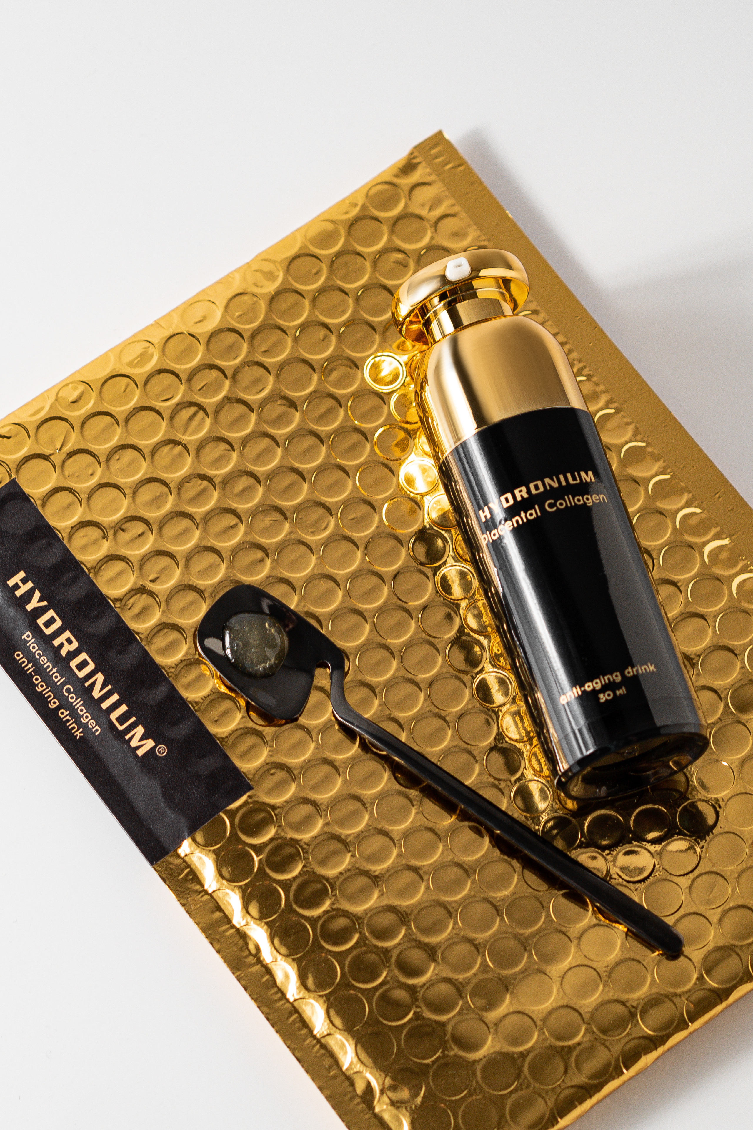 Косметика Hydronium. Предметный фотограф Марина Москаленко