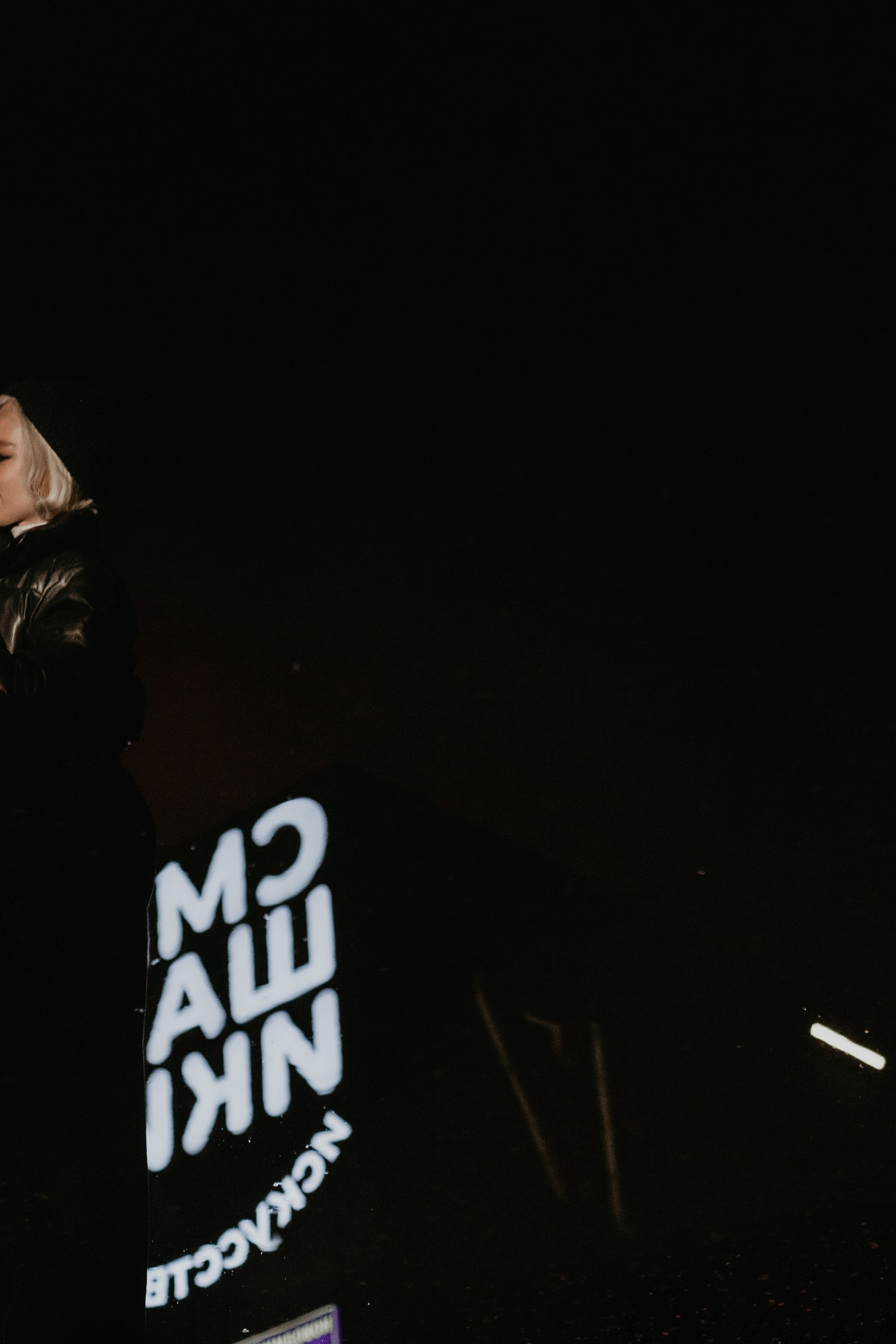 Парная съемка в ночном городе