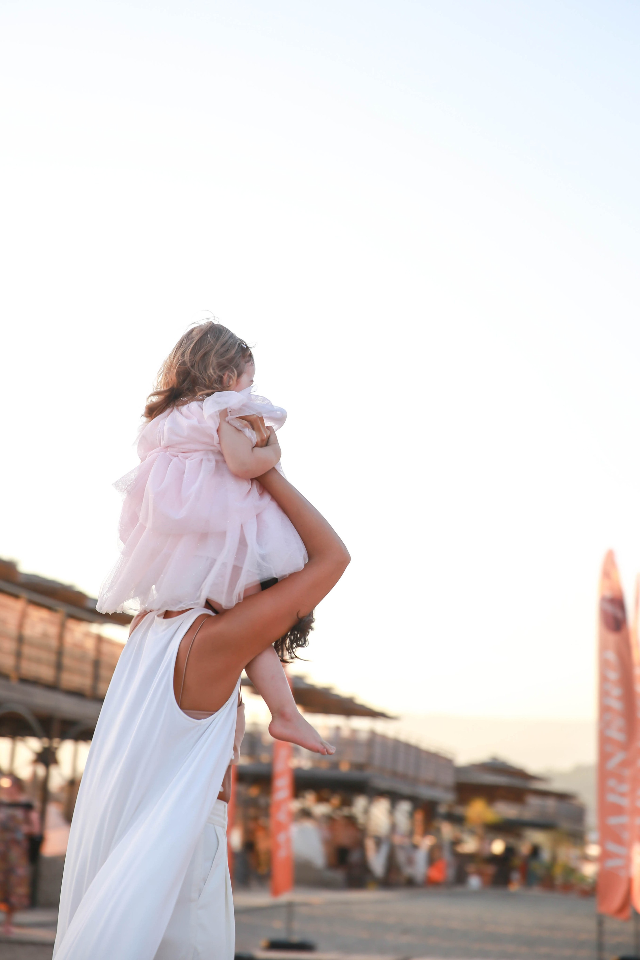 День рождение Евы, на берегу моря в Марнеро. Отзывы