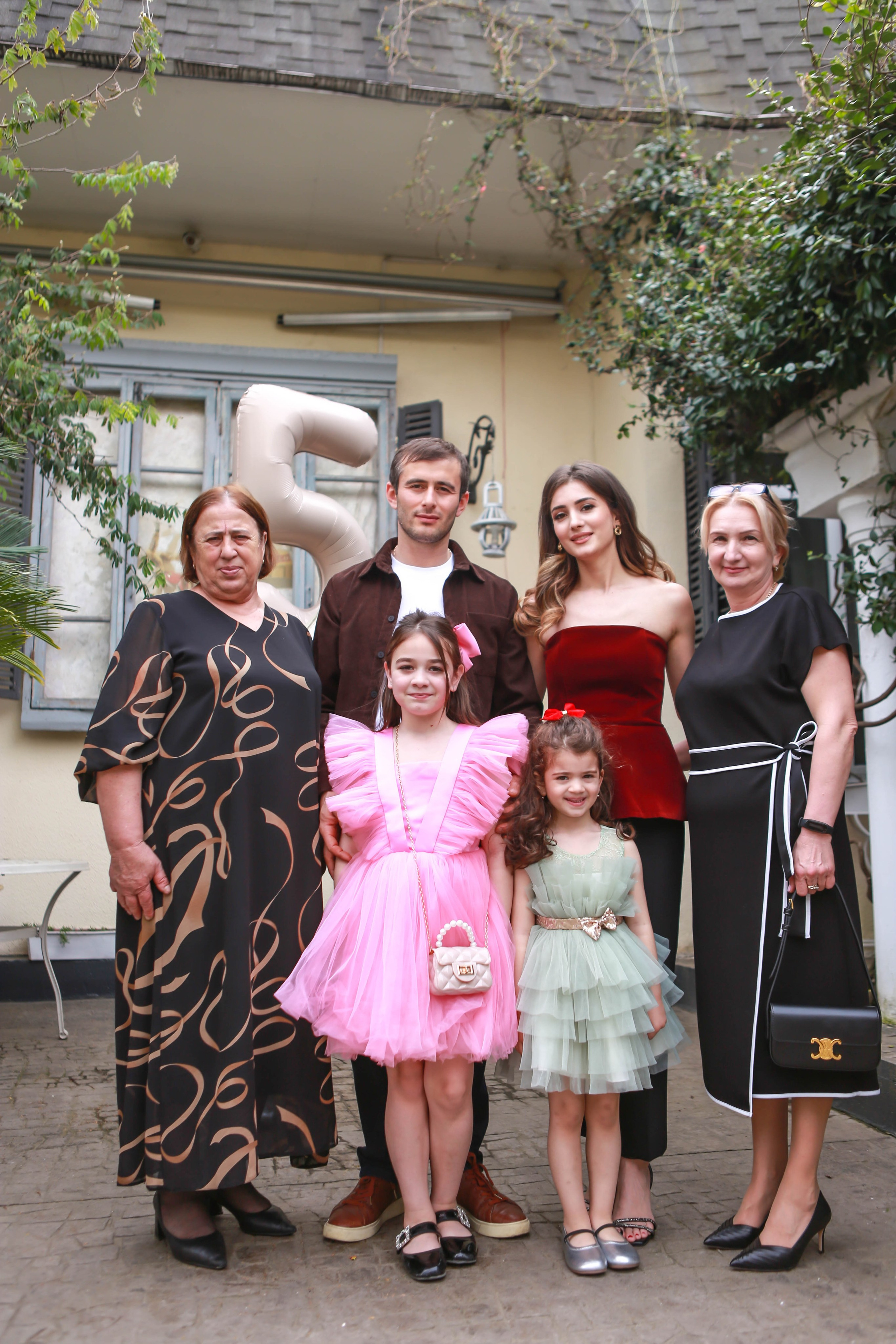 День Рождение Ланочки, в ресторане Ерцаху. Отзывы