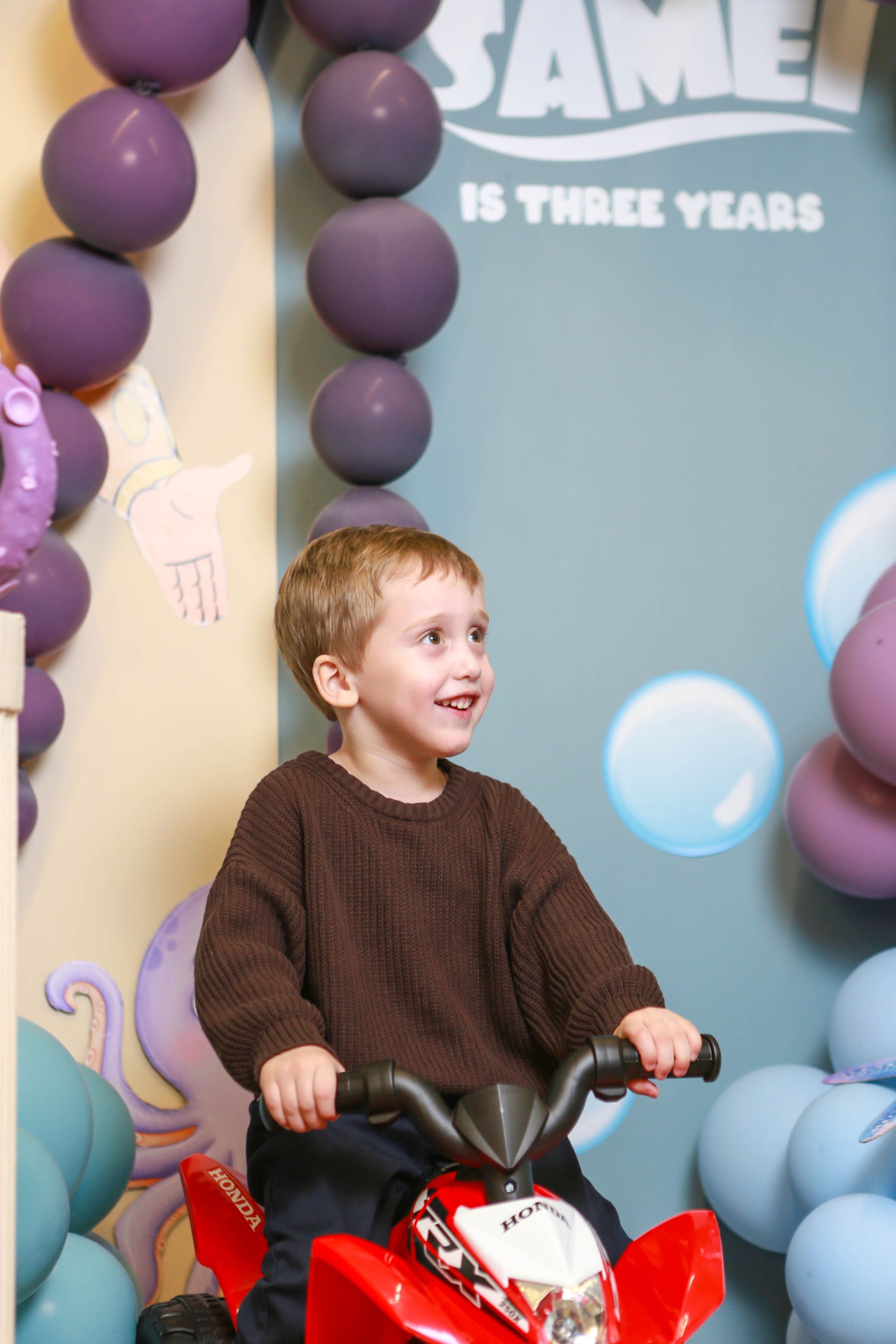 Сьемка детского дня рождения, чудесного малыша Самая, в детском центре. Отзывы