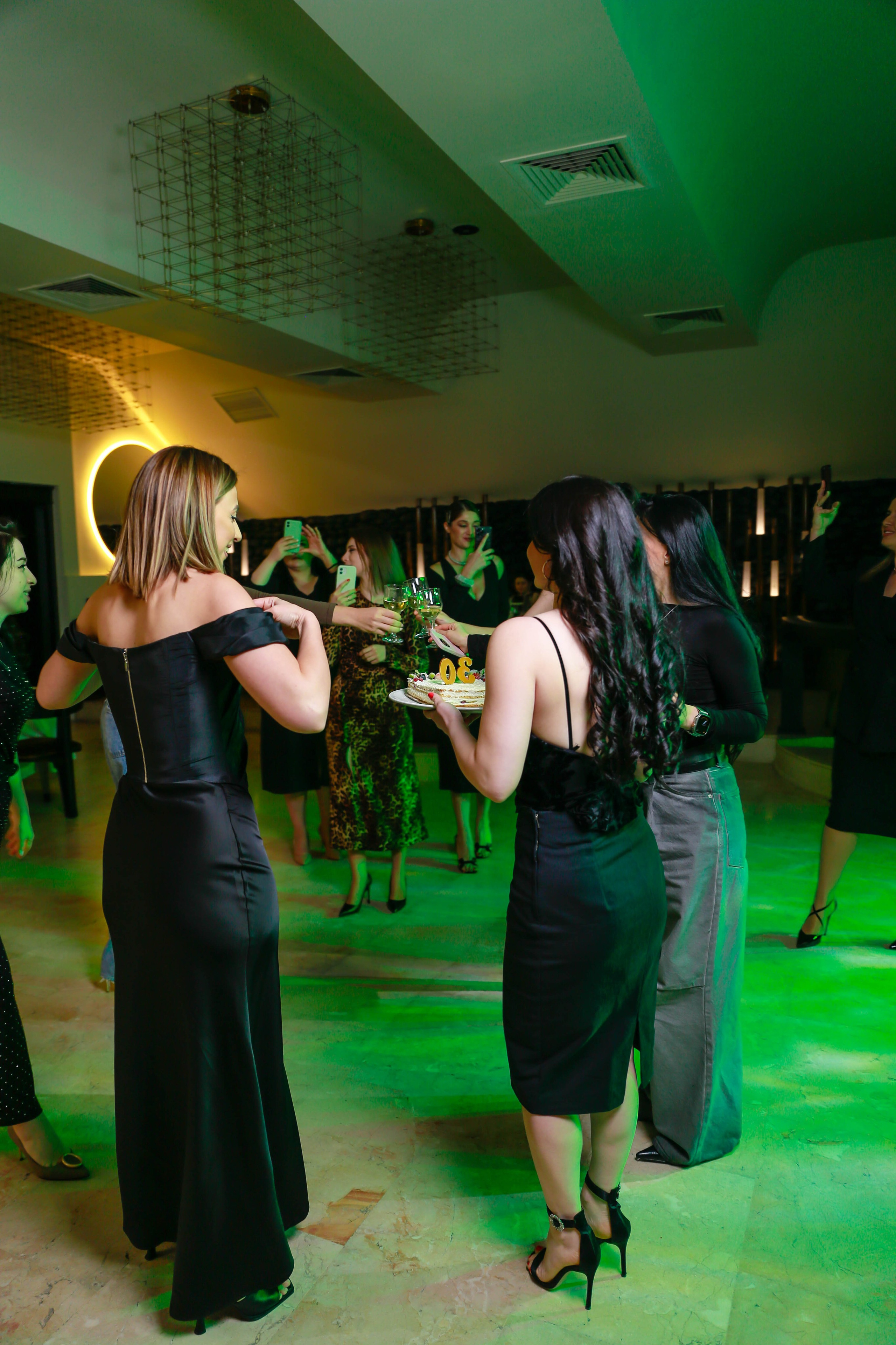 День рождение Милады, в ресторане Ерцаху. Отзывы