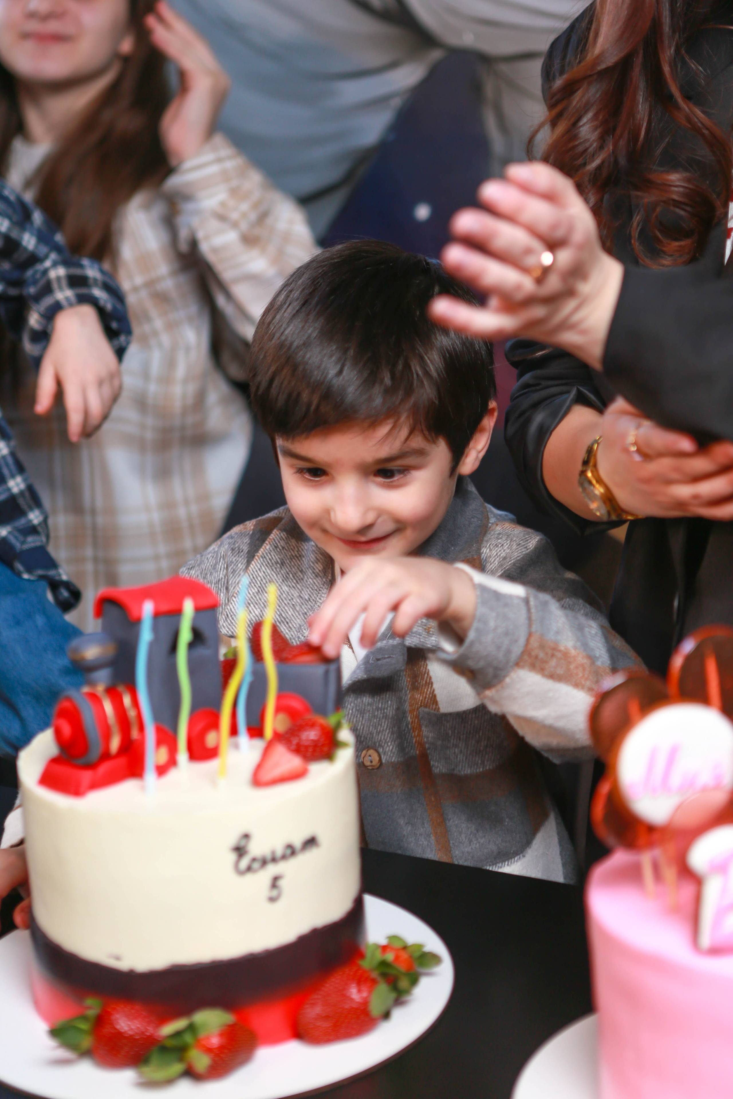 Двойной день рождения деток в детском центре «Tron Kids». Отзывы