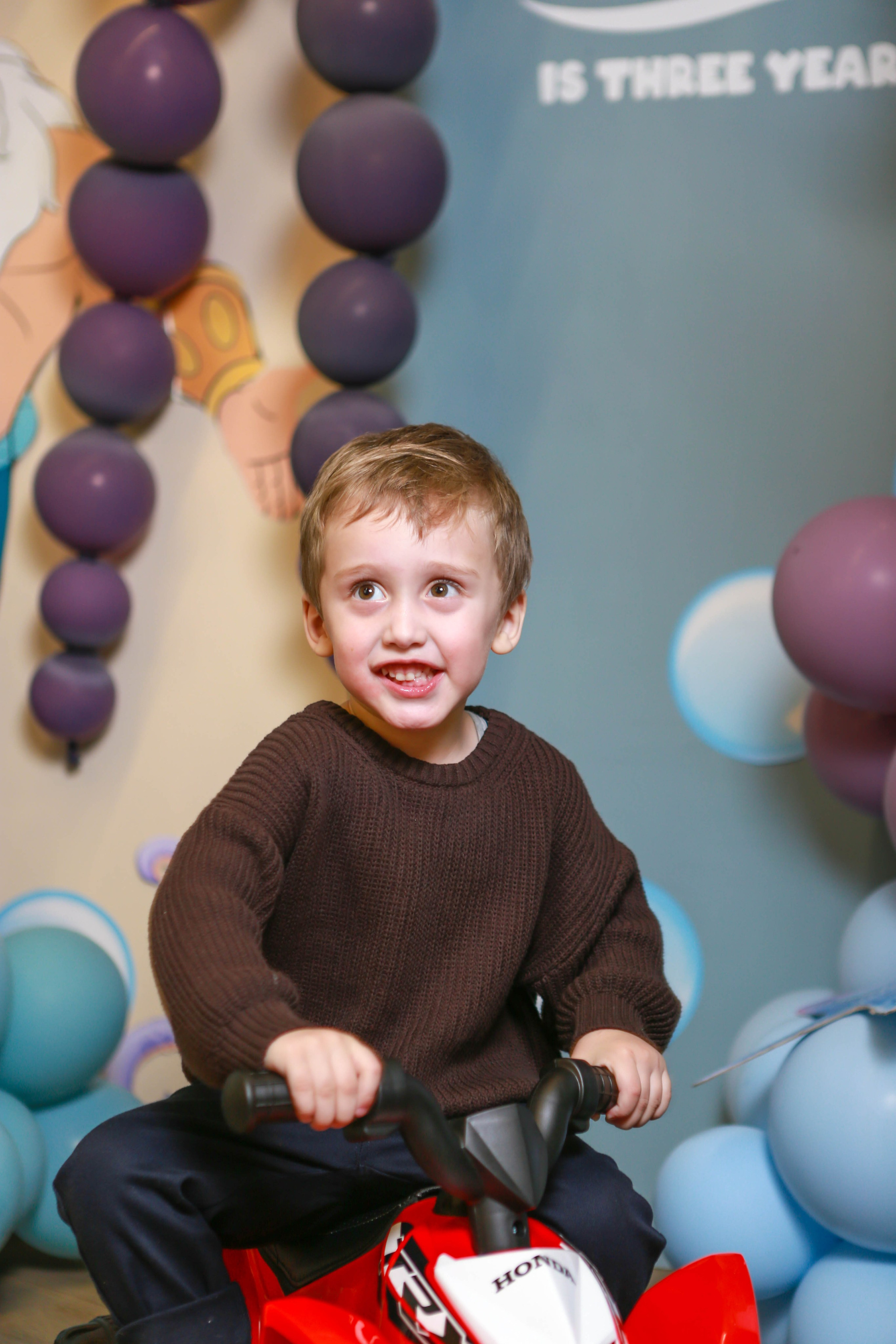 Сьемка детского дня рождения, чудесного малыша Самая, в детском центре. Отзывы