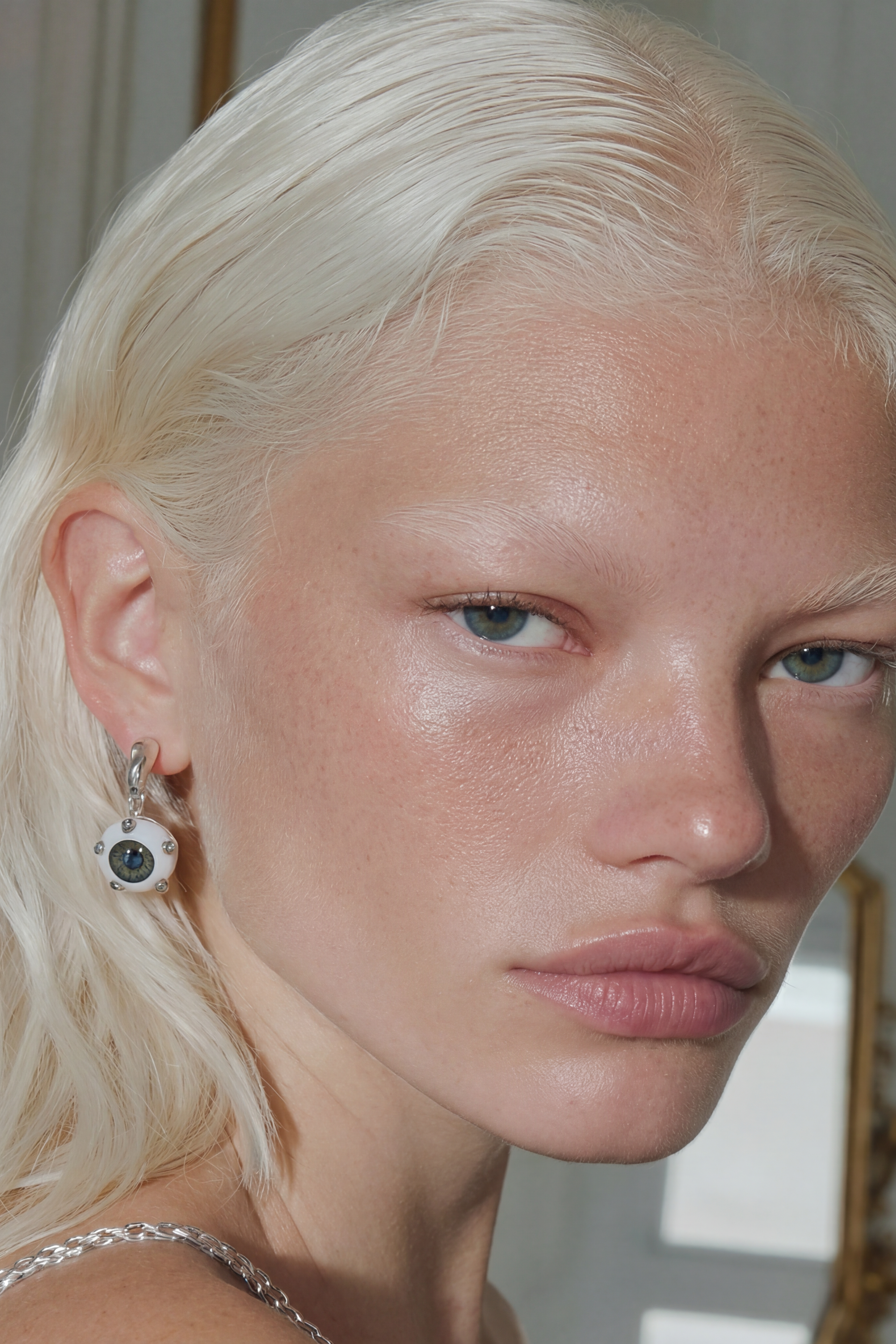 AI Images. AI-креатор: AI-фото, видео и reels для брендов — saintelixirr