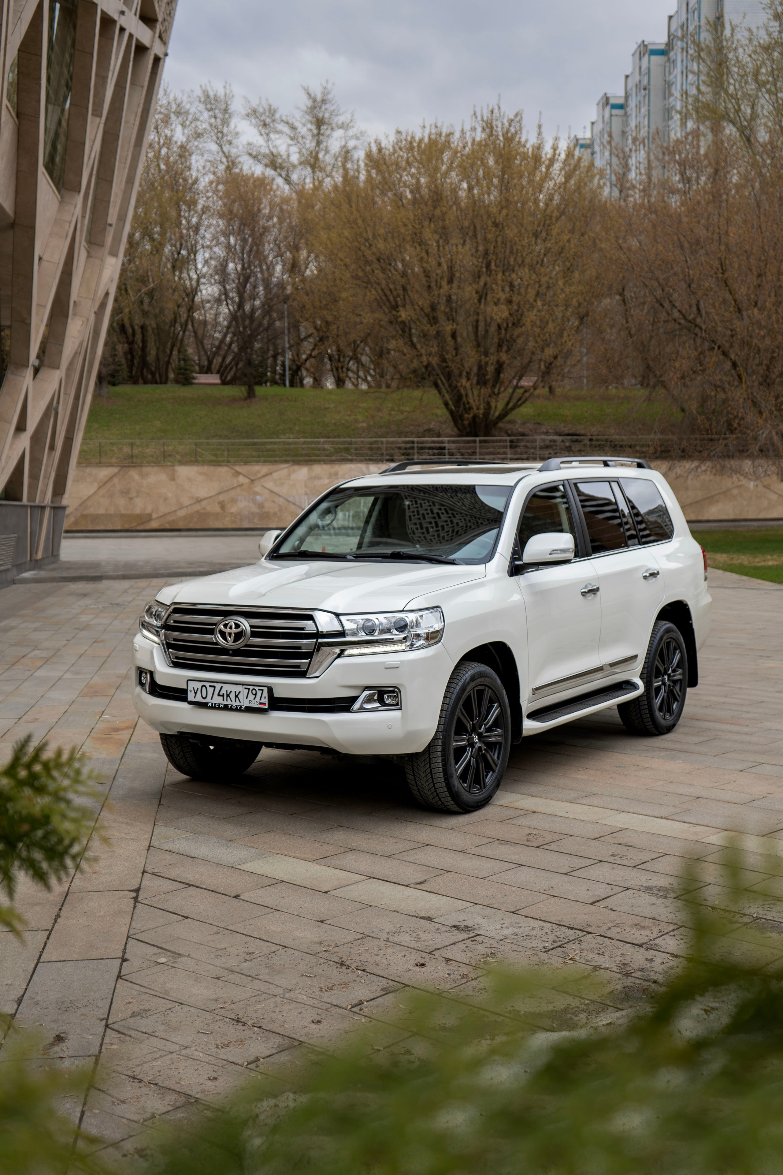 Toyota Land Cruzer 200