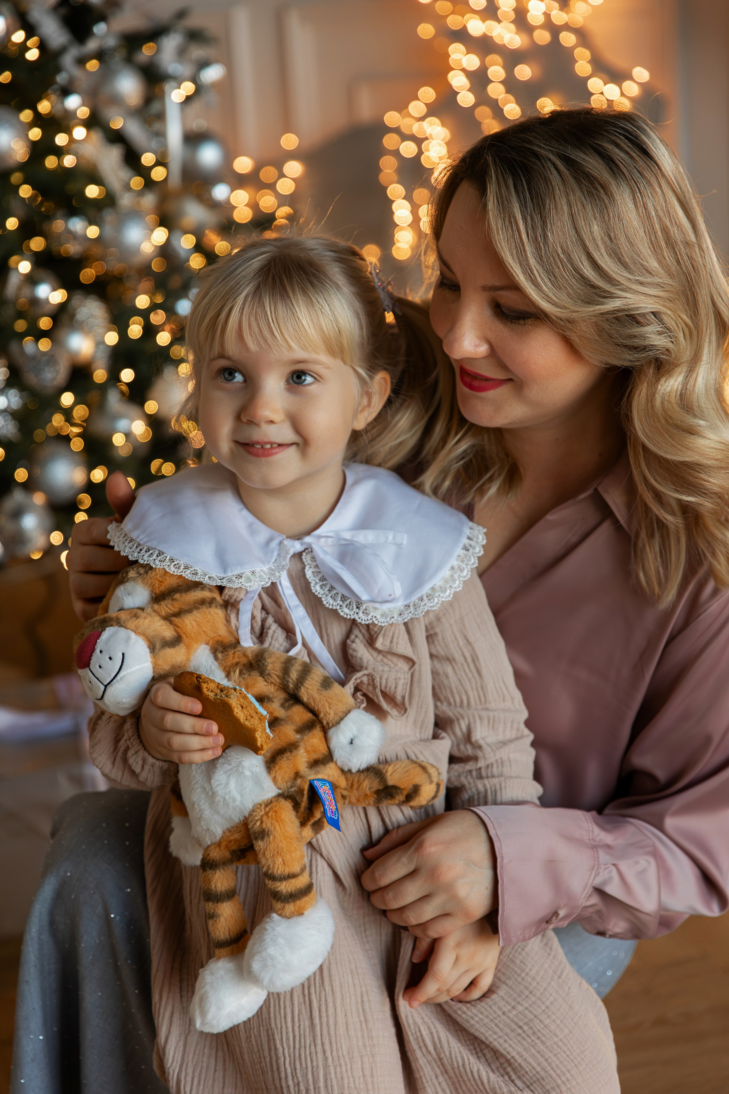 Марина, Сергей, Володя и Настя 2024