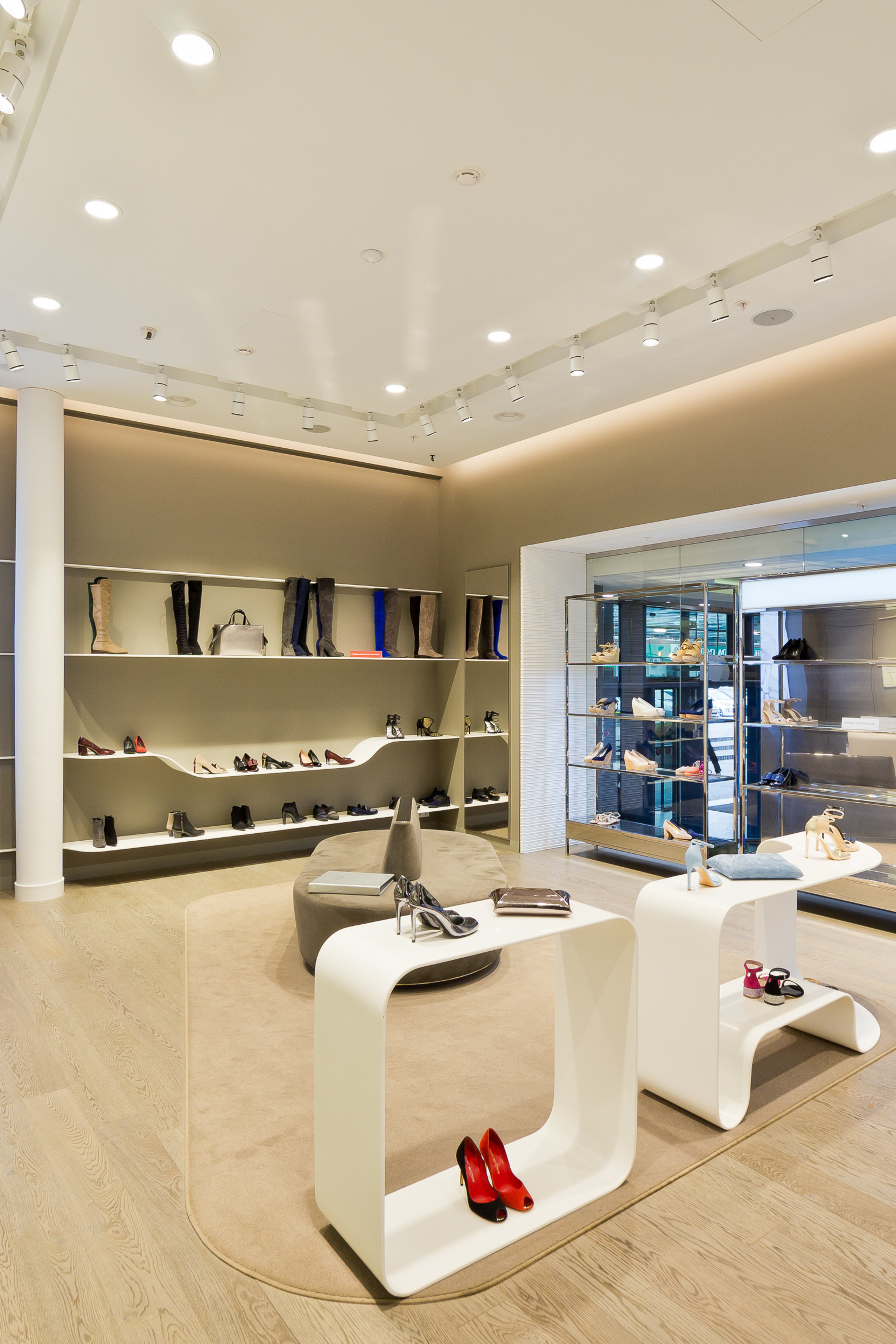 — интерьеры