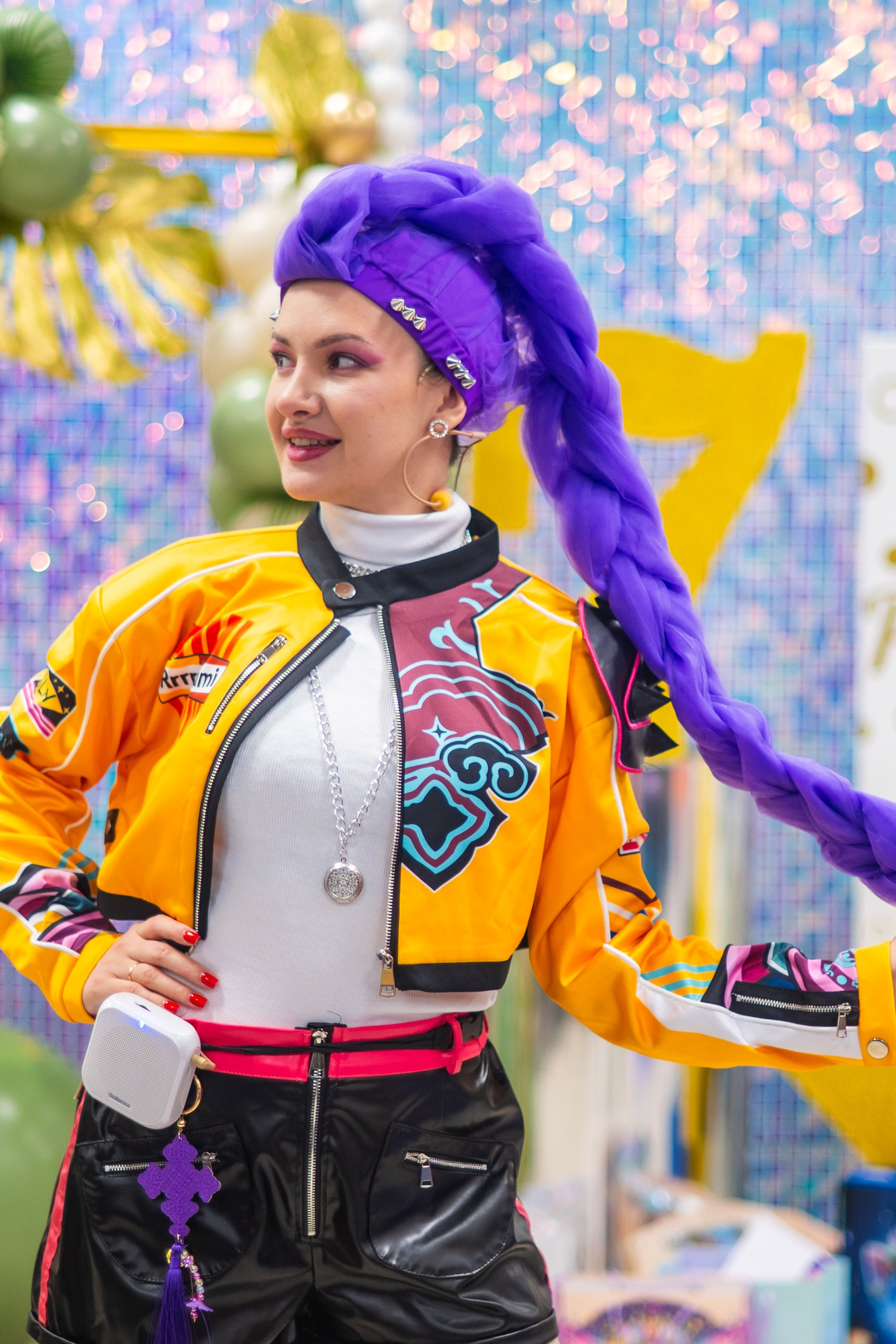 Евгений и Екатерина. Я Ольга Казанцева, фотографирую снимаю ваши киноистории и печатаю фото и цифровые портреты на холсте