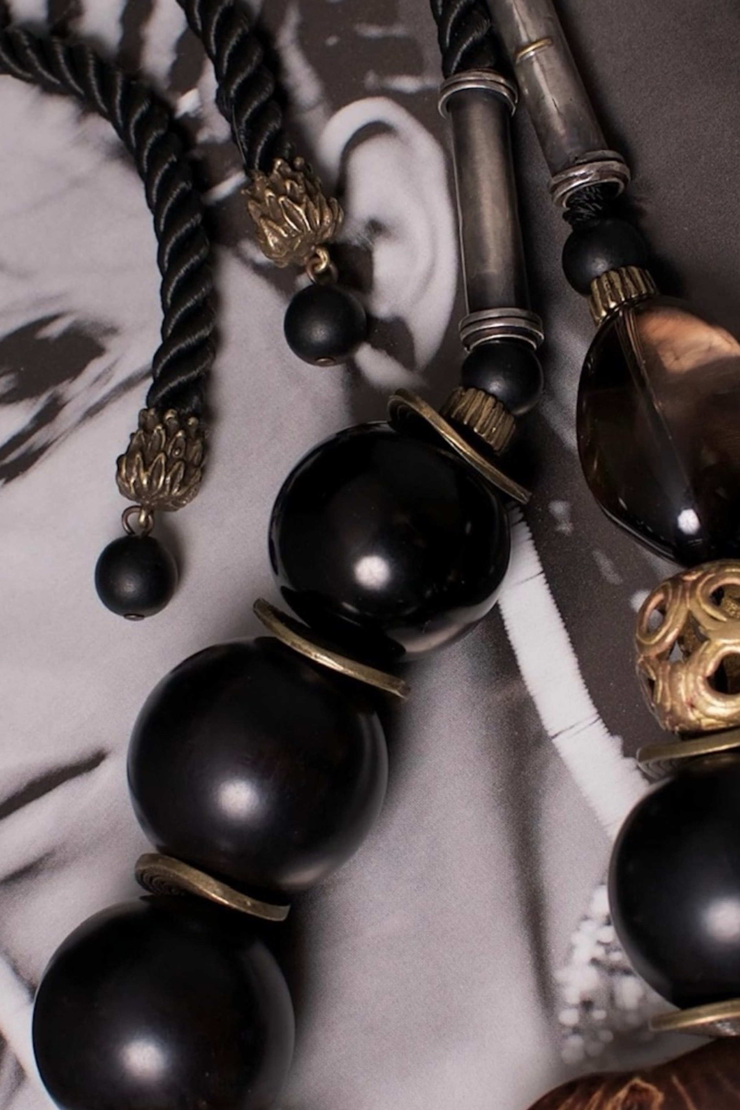 ARCHAIC — авторская коллекция Евгении Миловидовой. EUGENIKA JEWELS — Идеальные украшения для избранных