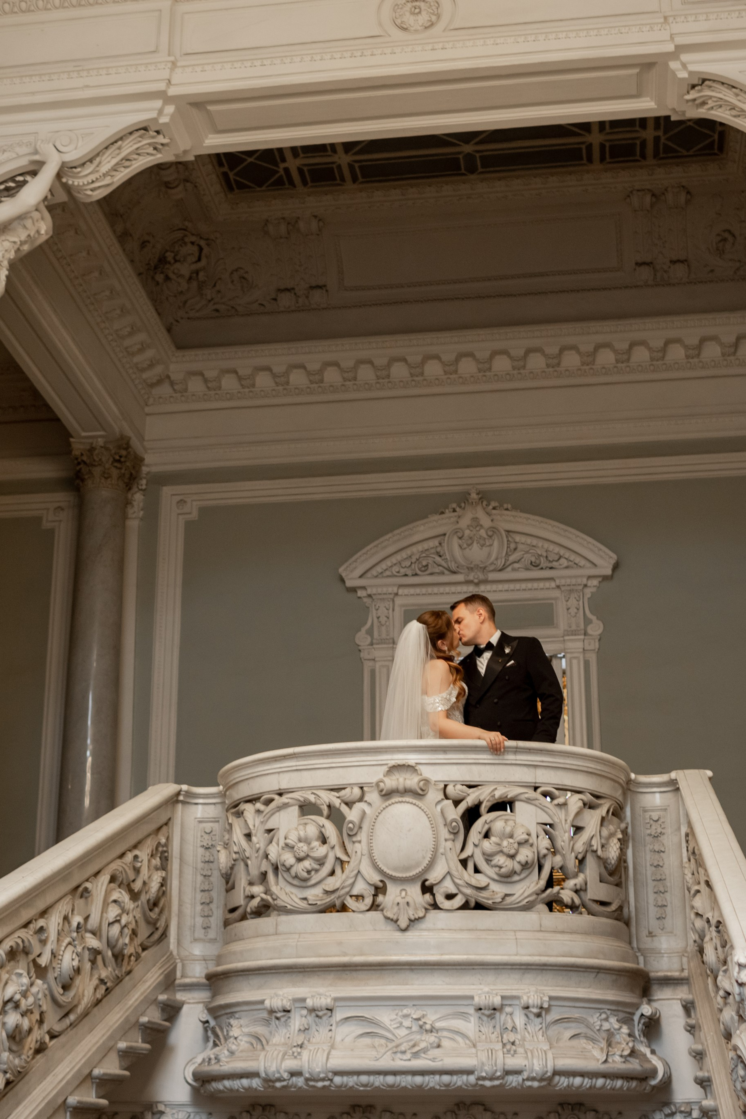 Регистрация брака в загсе Адмиралтейского района. Свадебный фотограф Кирилл Белый