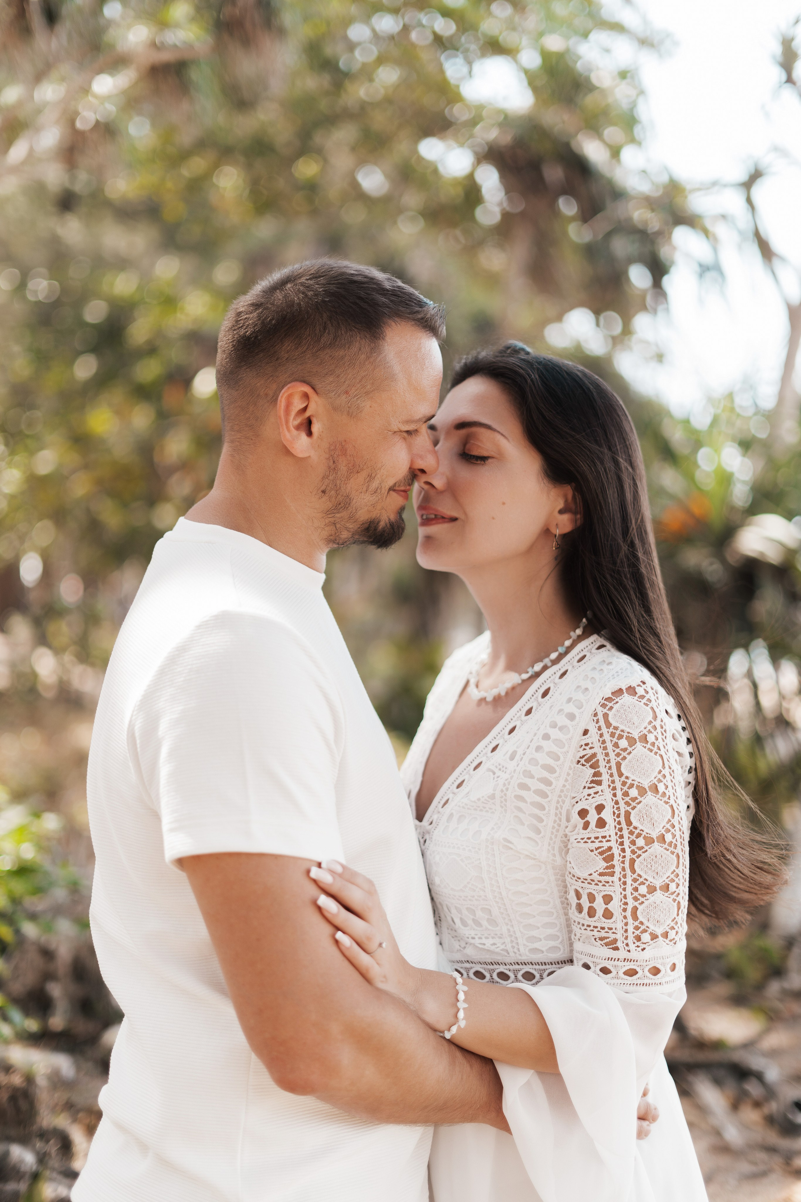 Reviews. Professional Wedding Photography, Portraits, and Studio Photoshoots in Phuket