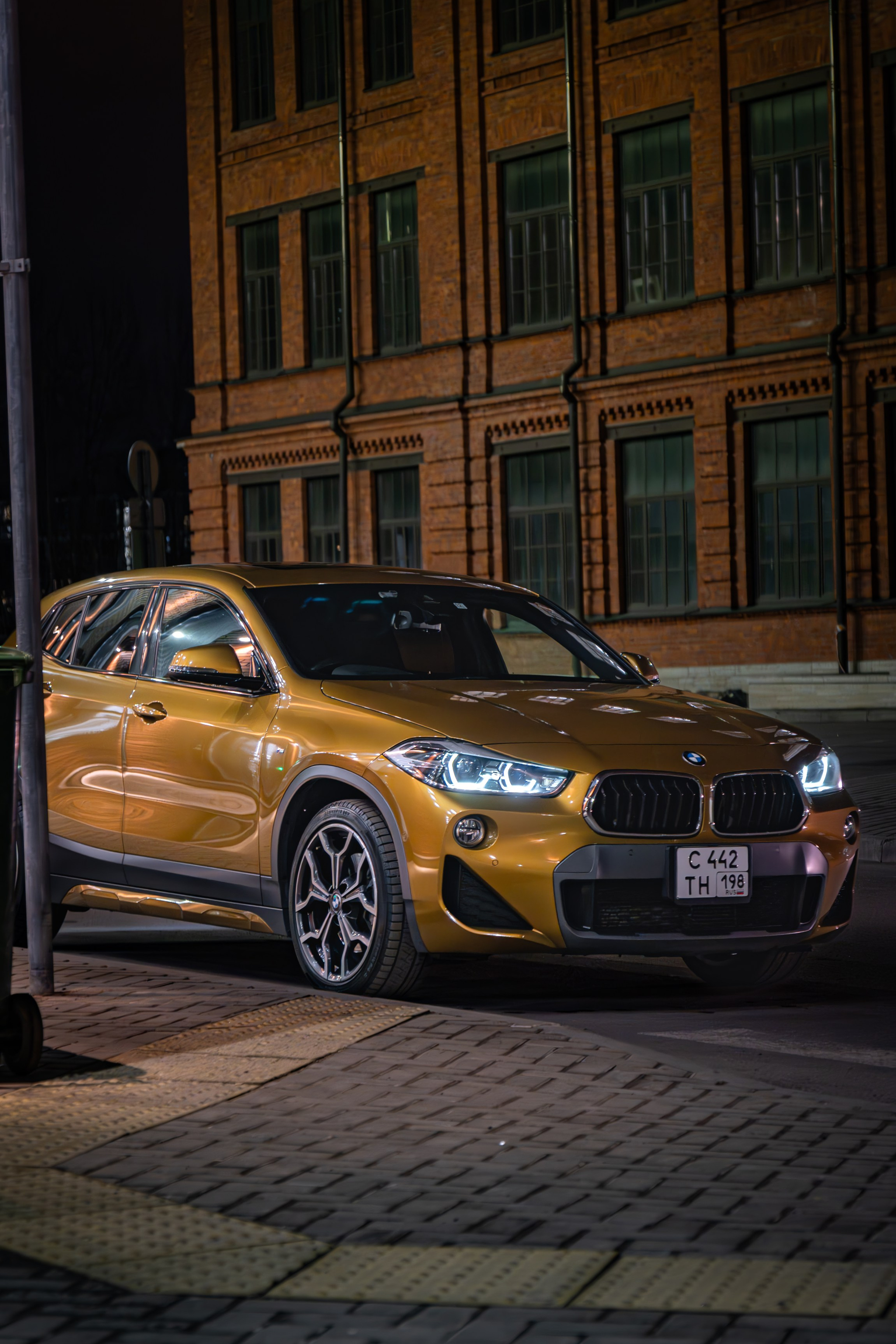 BMW X2