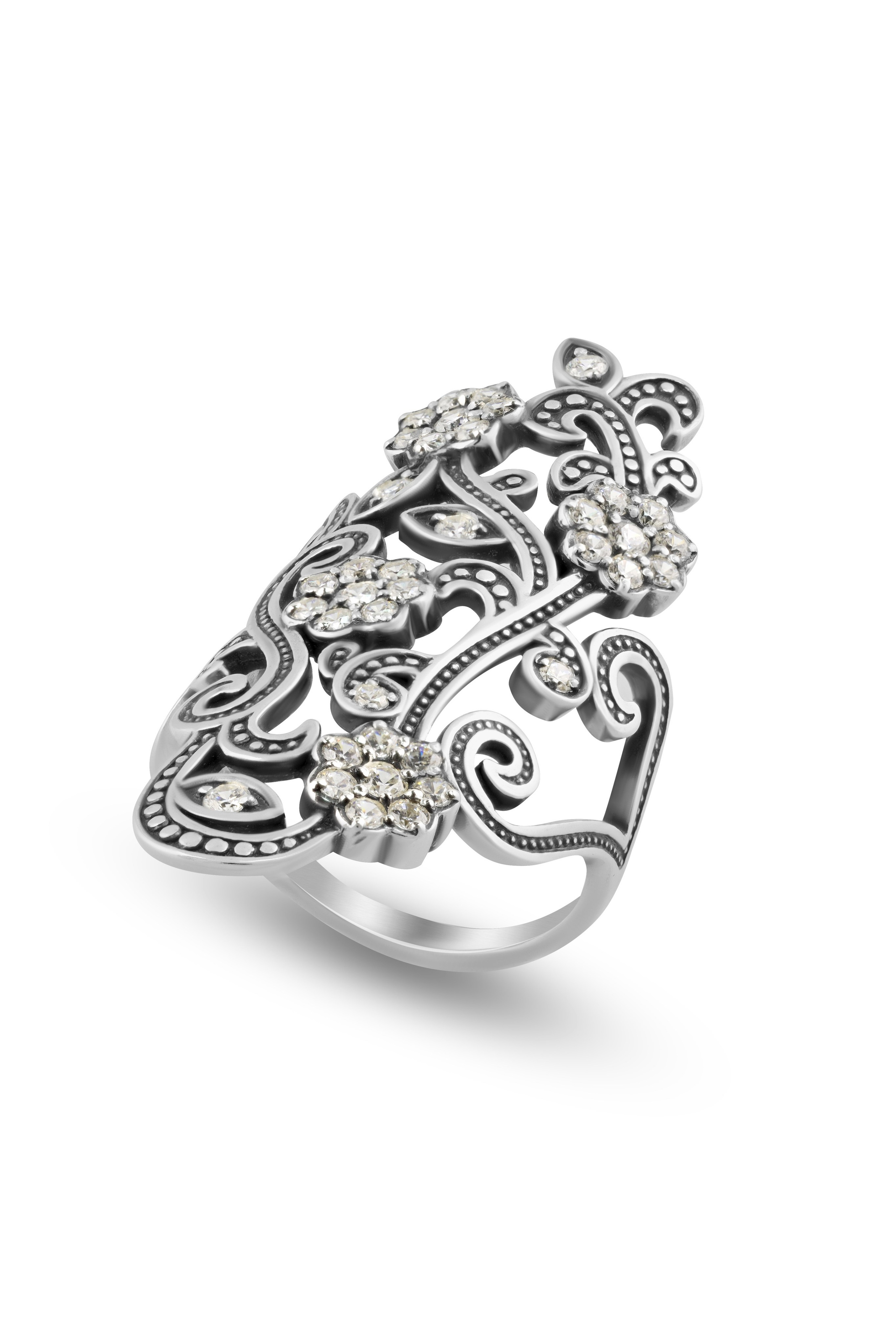 Серебрянные кольца для компании «Серебрянный каприз»