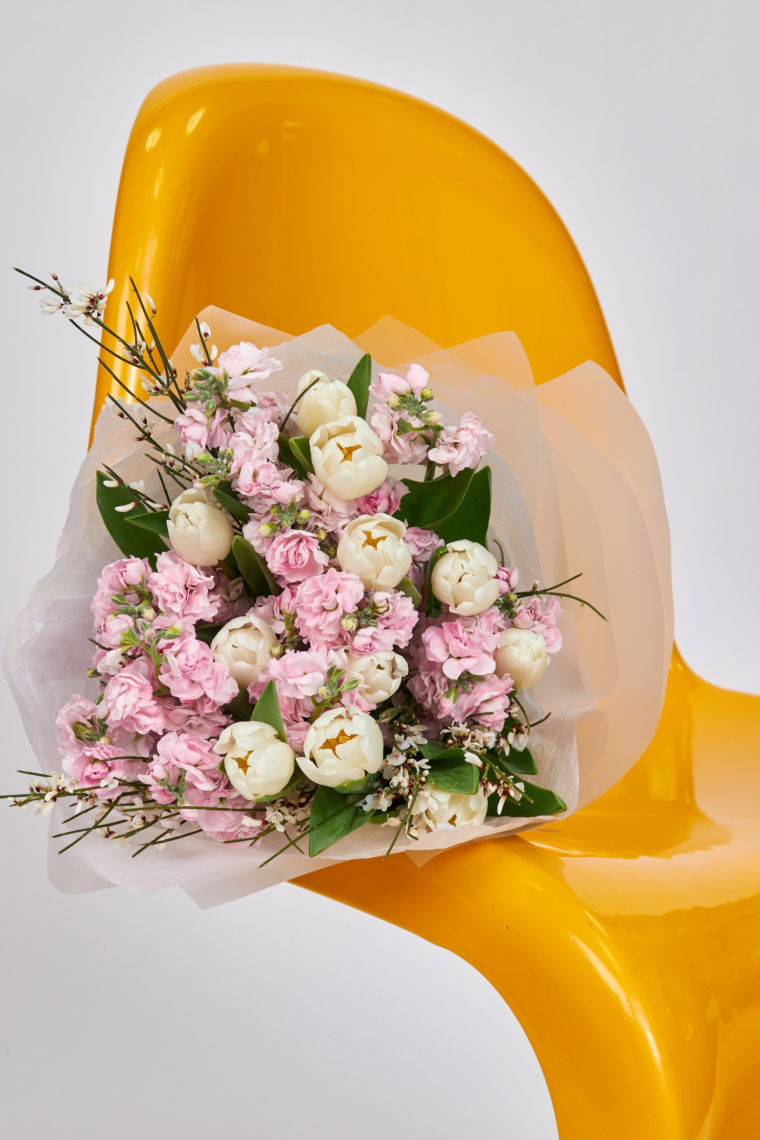 Фотограф в Москве для предметной и модельной съемки вашей одежды под ключ