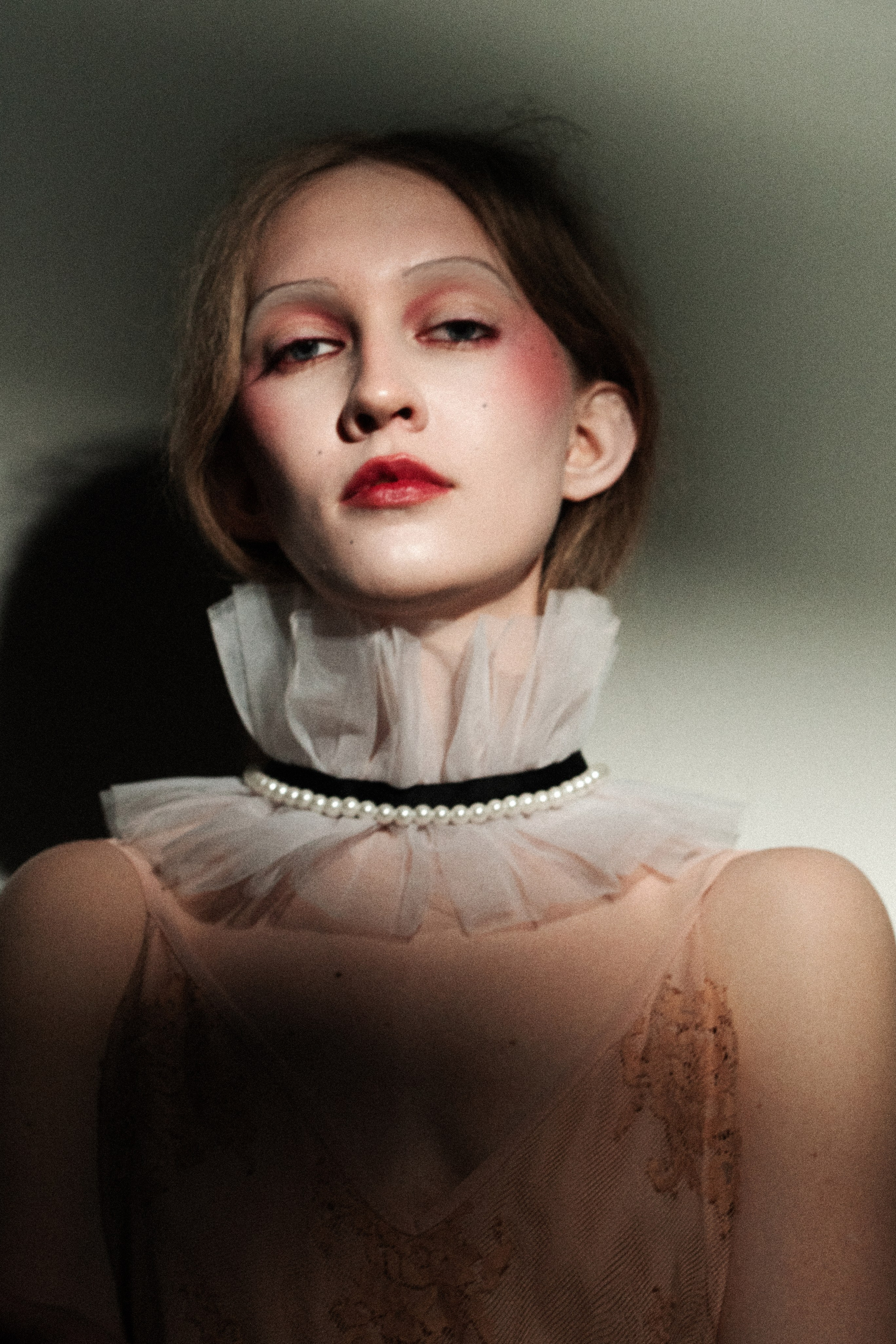 За кулисами