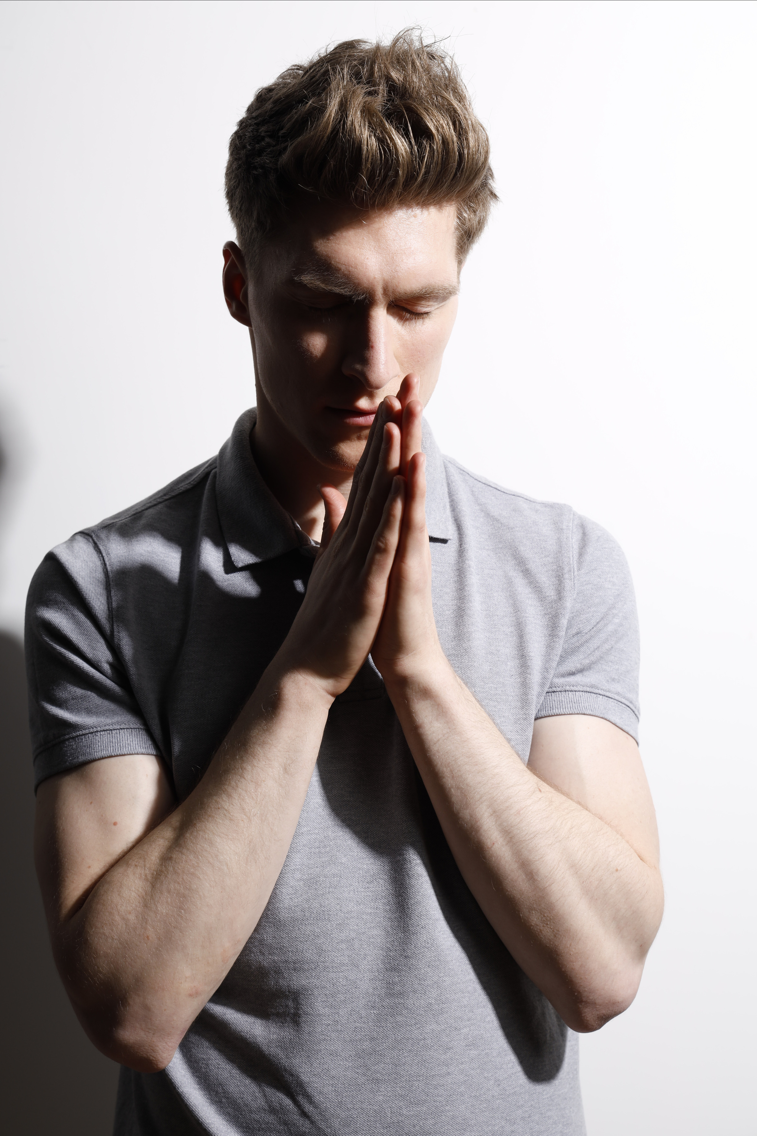 About man. Женский и мужской фотограф в Алматы