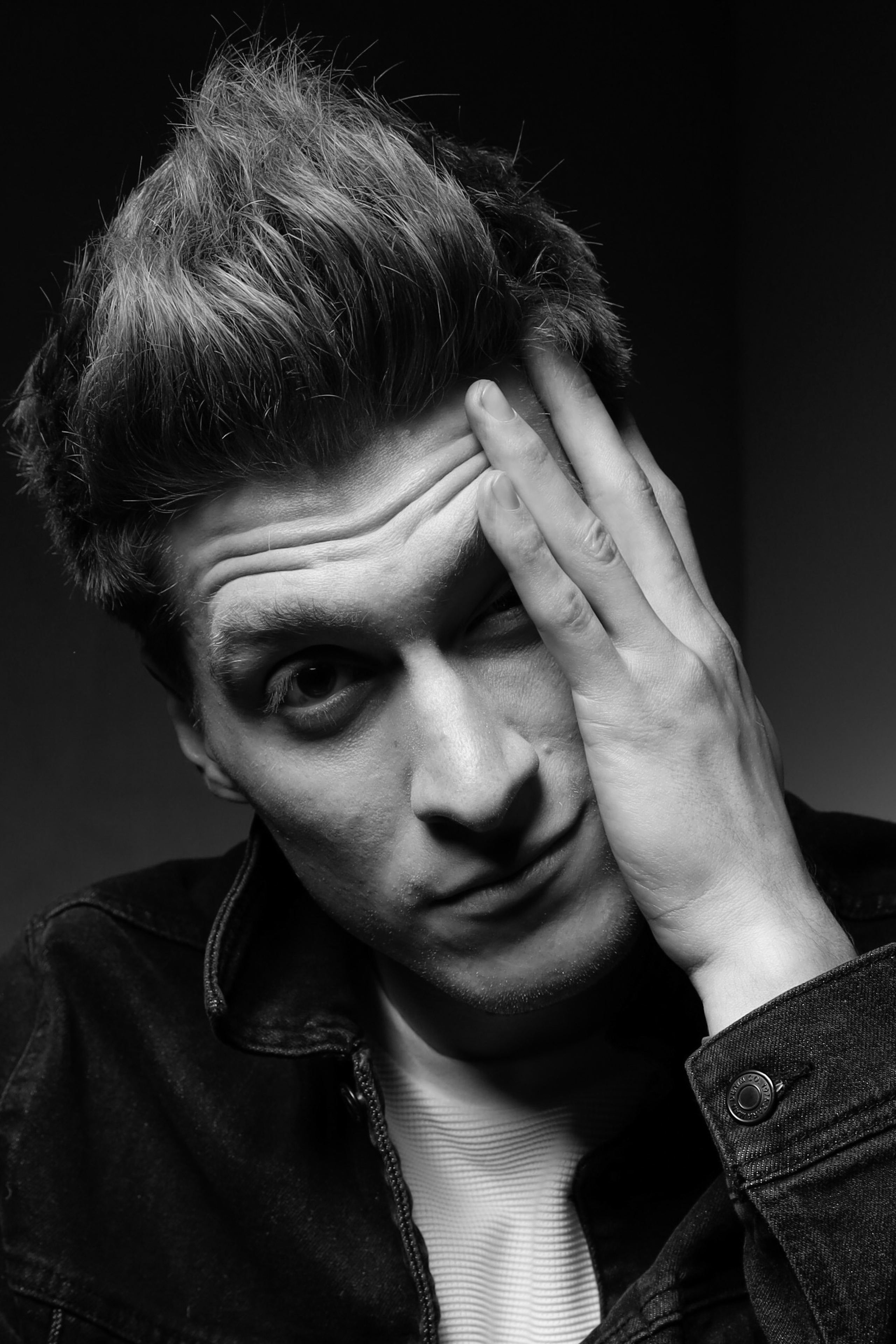 About man. Женский и мужской фотограф в Алматы