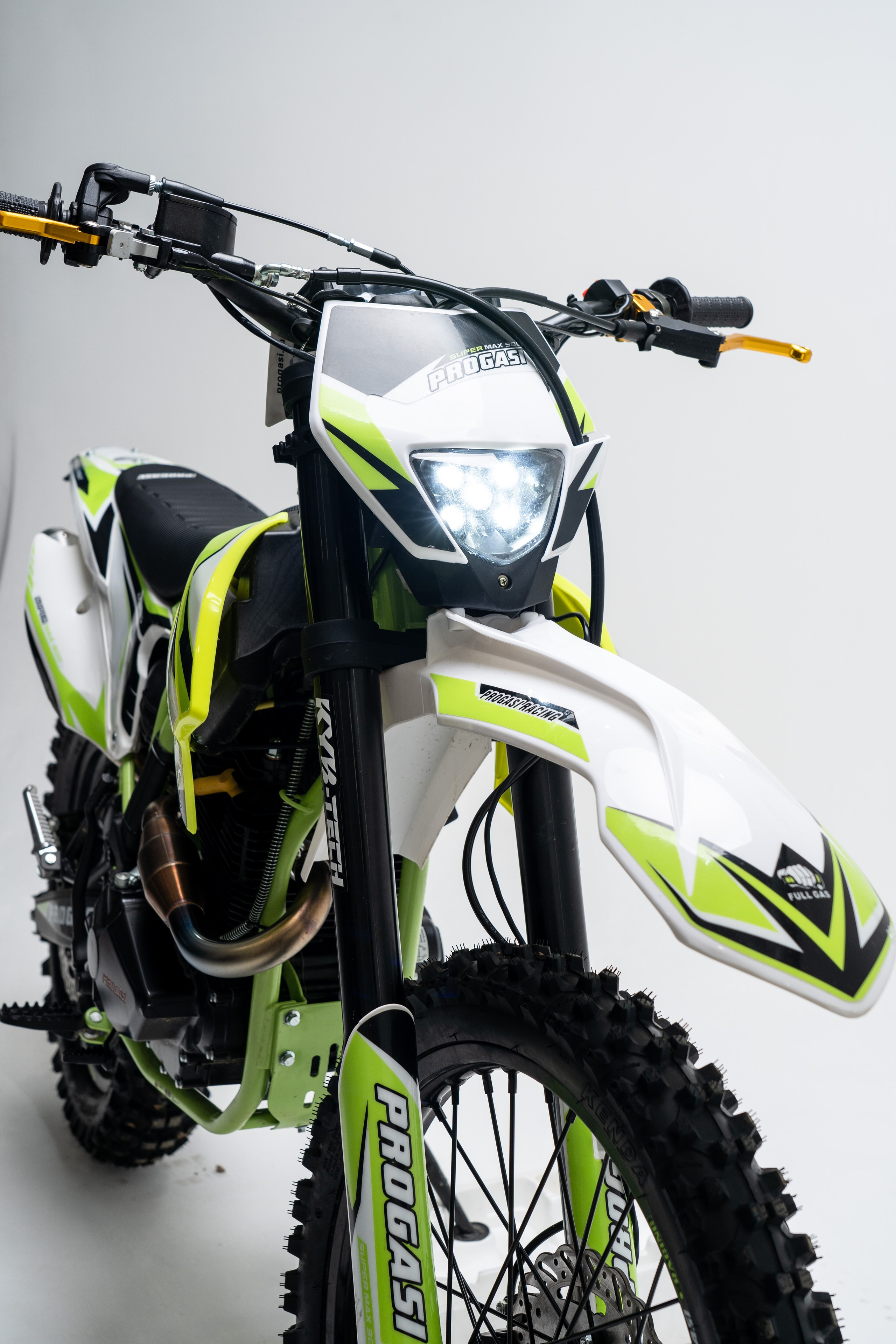 Фотосъемка рок группы. Каталожная и промышленная съемка в Москве Александр Плонский