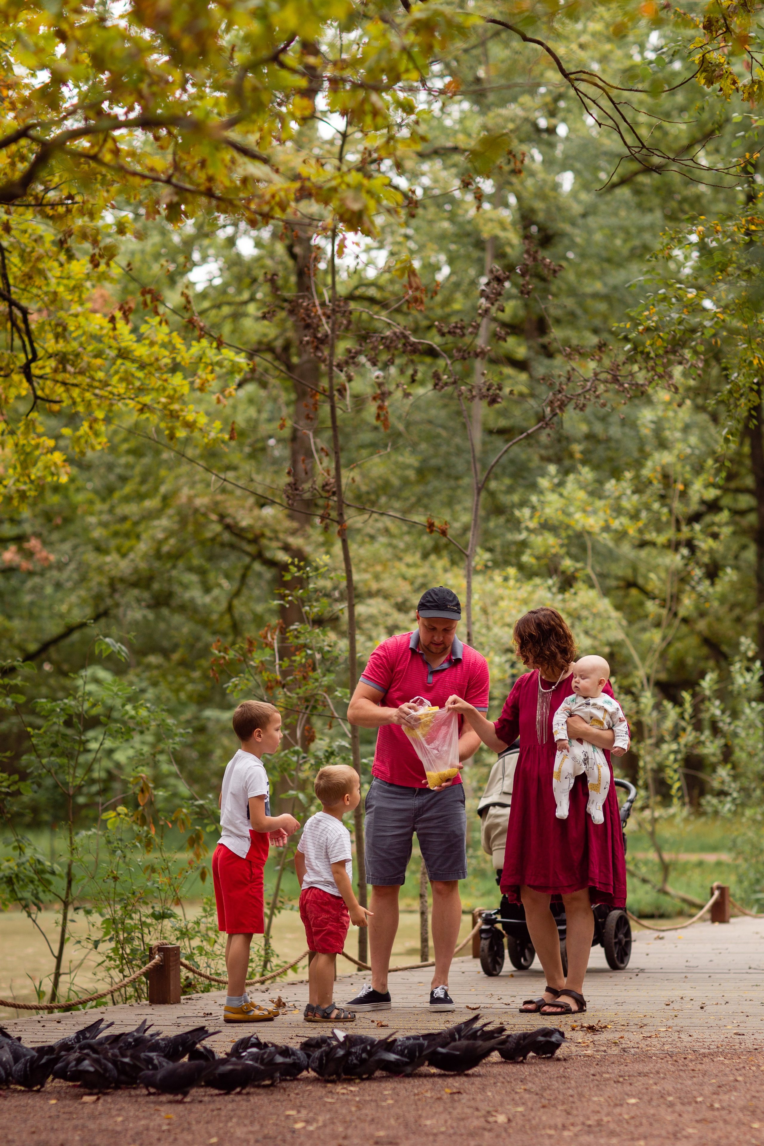 Семейная прогулка в парке
